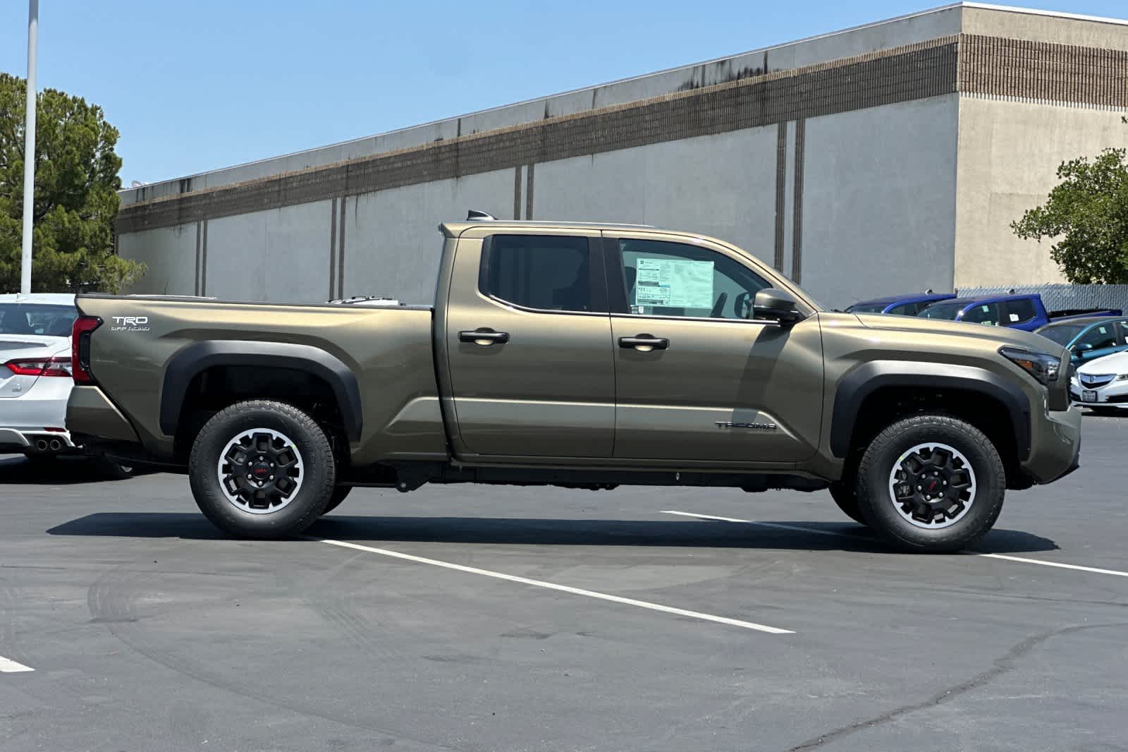 Thumbnail: 2025 Toyota Tacoma - 8