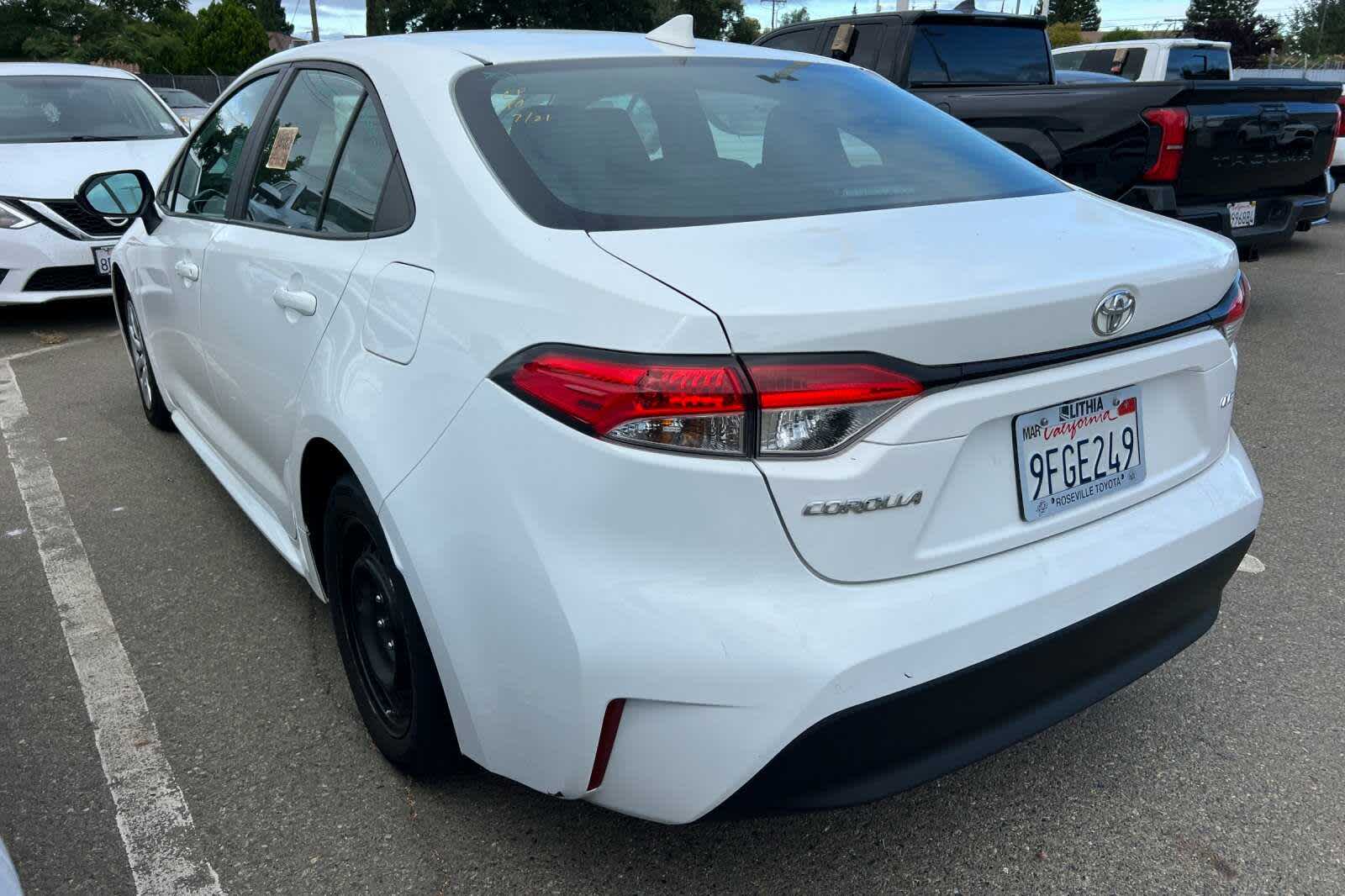 Thumbnail: 2023 Toyota Corolla - 4