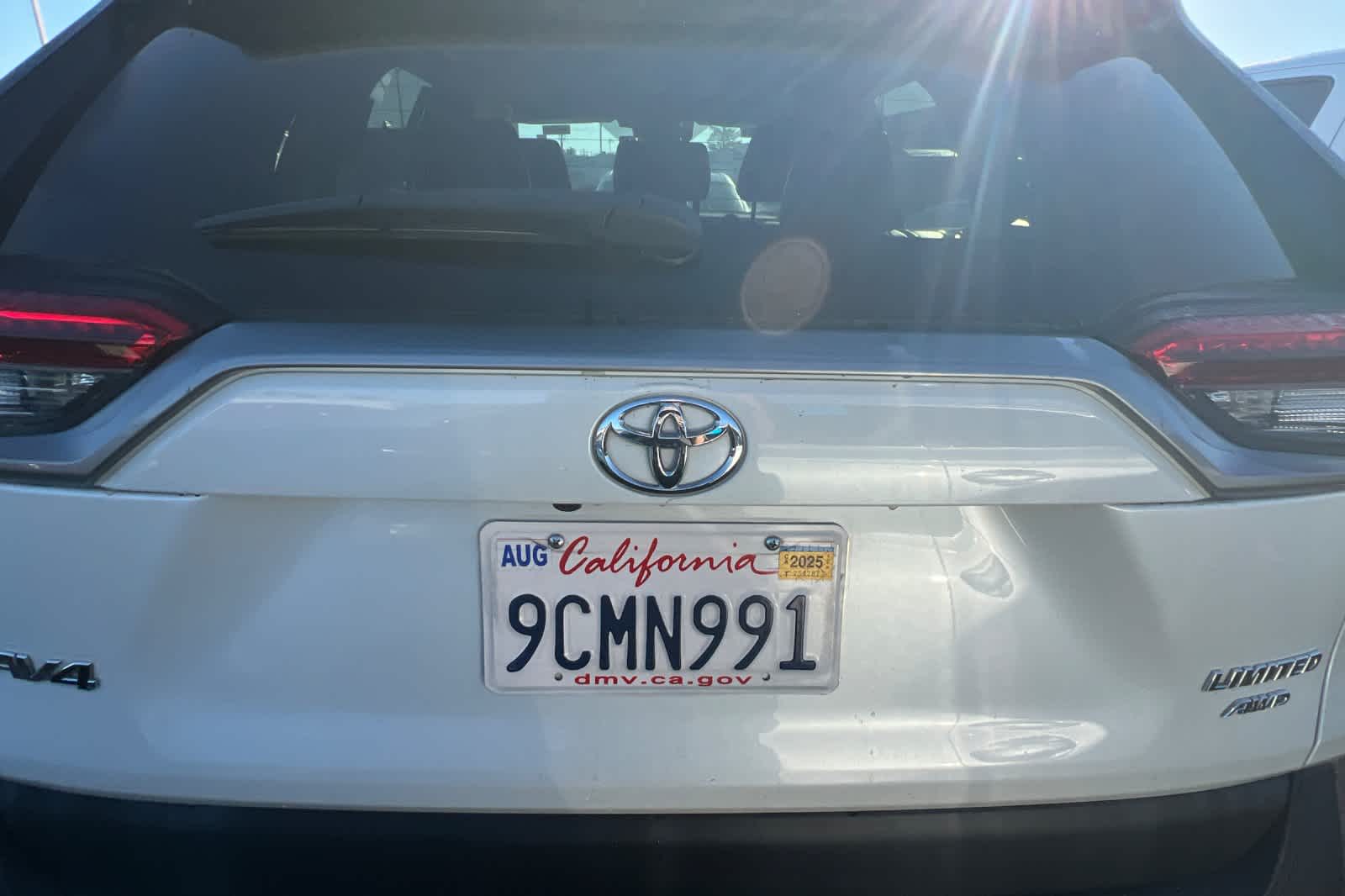 Thumbnail: 2022 Toyota RAV4 - 19