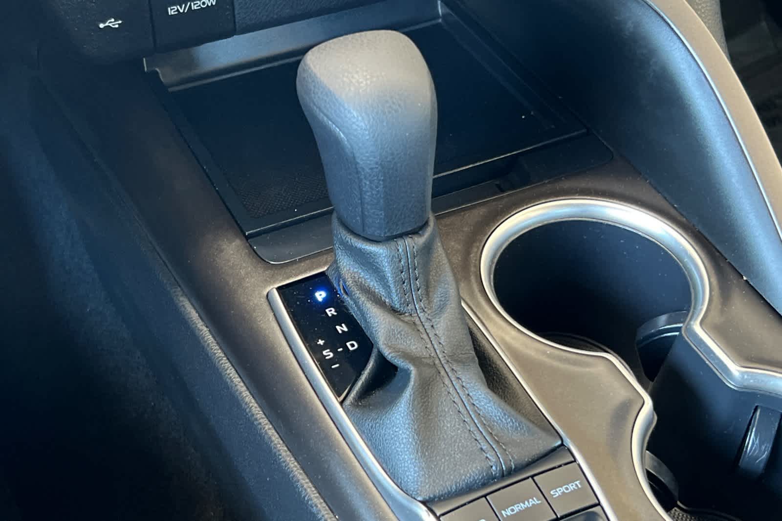 Thumbnail: 2023 Toyota Camry - 21