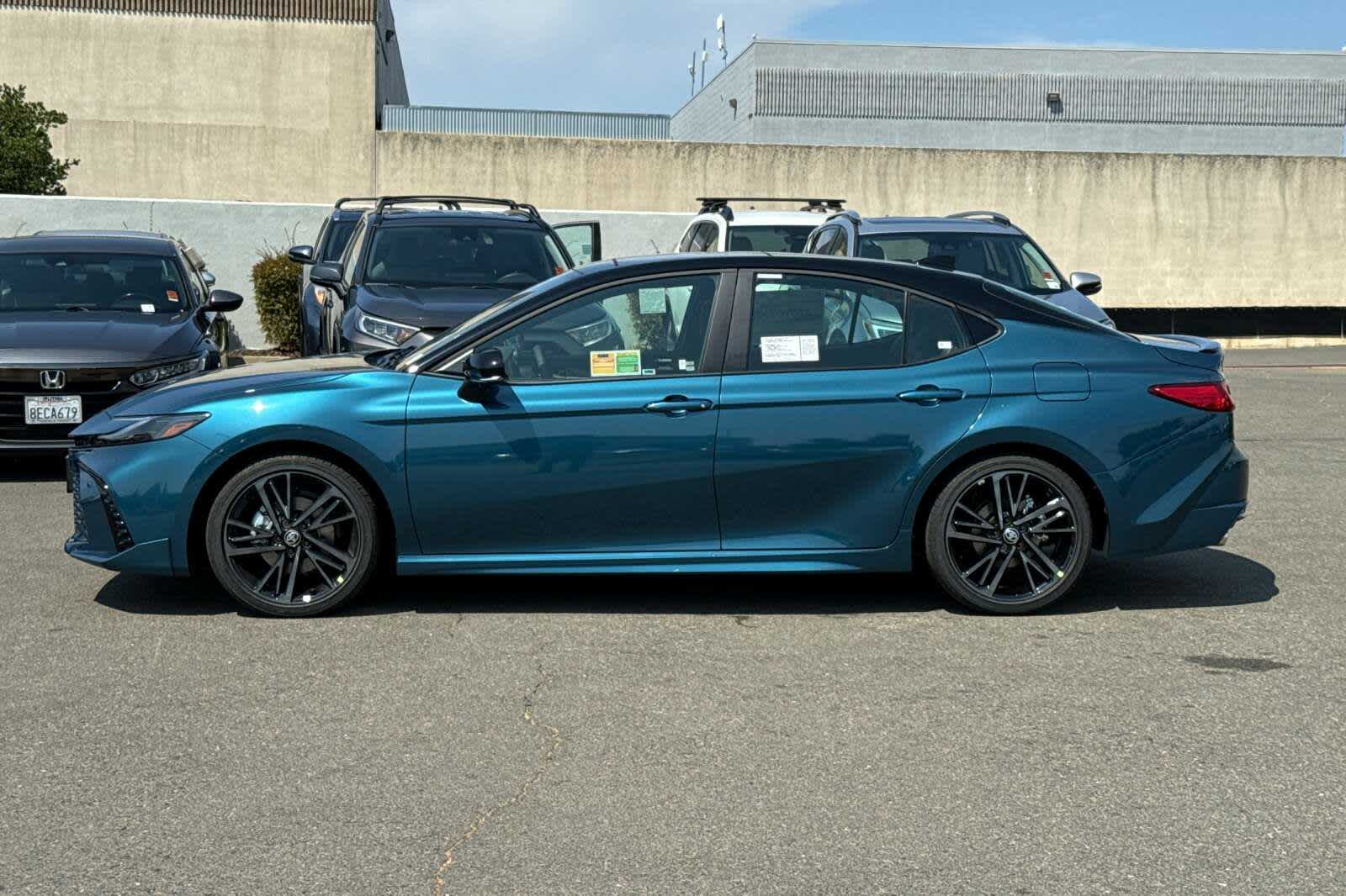 2025 Toyota Camry XSE 5