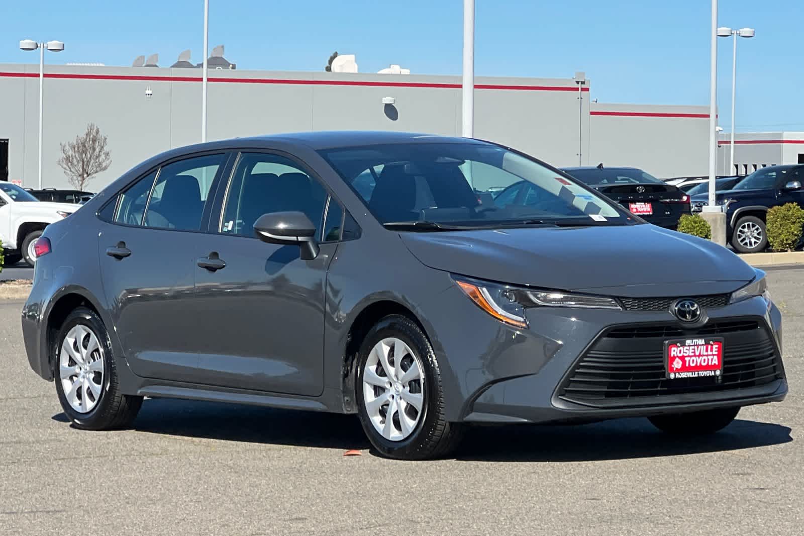 Thumbnail: 2025 Toyota Corolla - 5