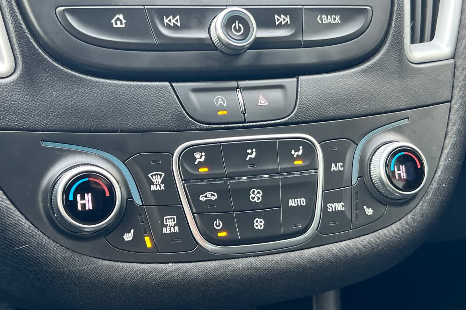 Thumbnail: 2023 Chevrolet Malibu - 20