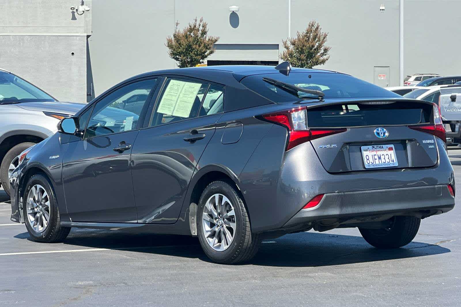 Thumbnail: 2019 Toyota Prius - 7
