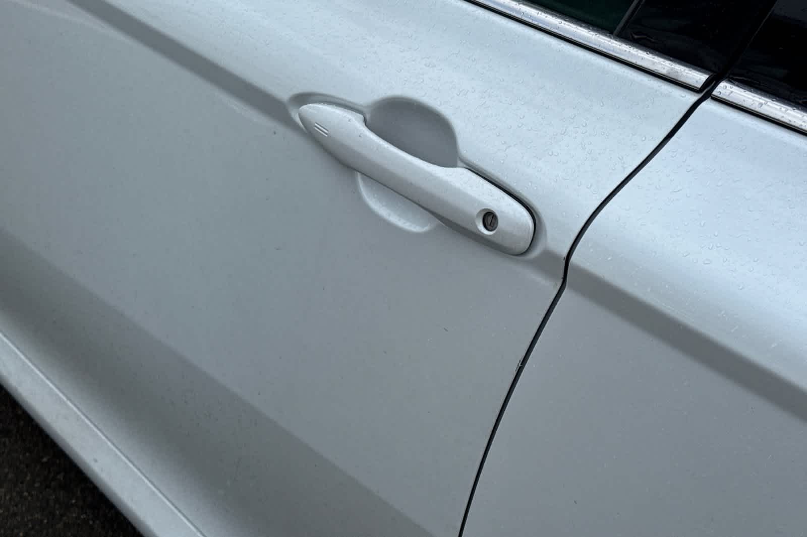 Thumbnail: 2019 Toyota Camry - 19