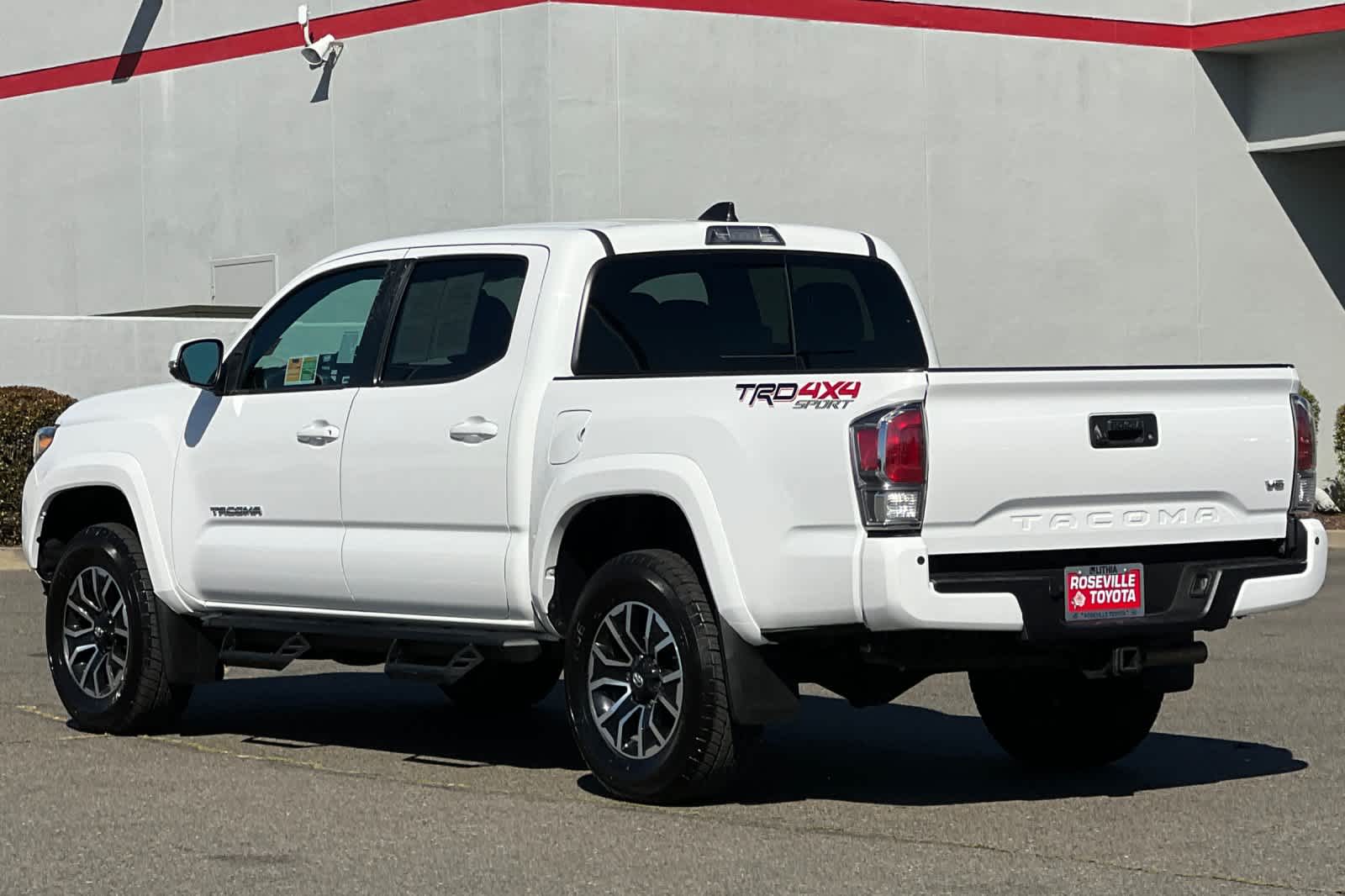 Thumbnail: 2021 Toyota Tacoma - 7