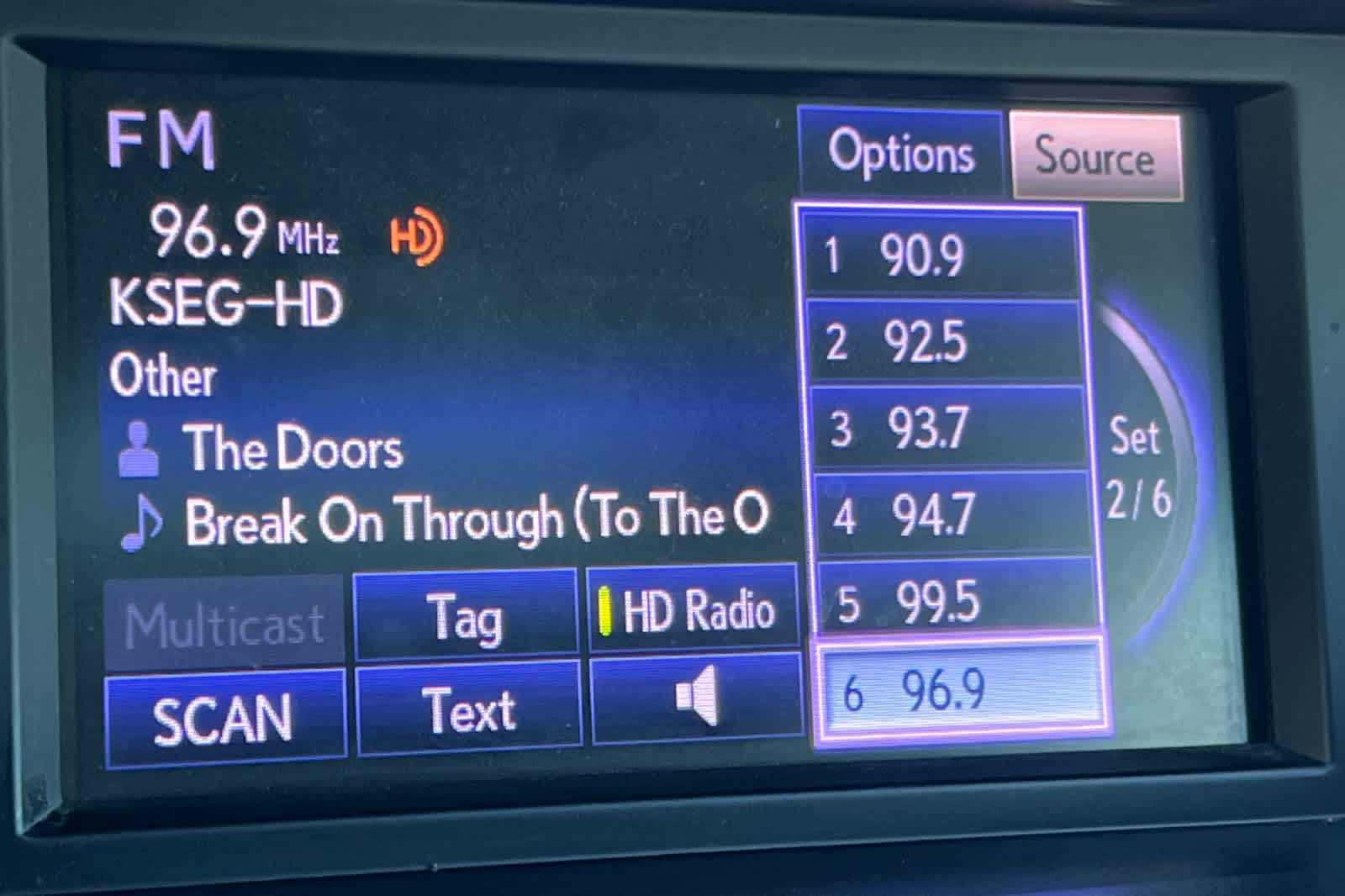 Thumbnail: 2013 Lexus ES - 19