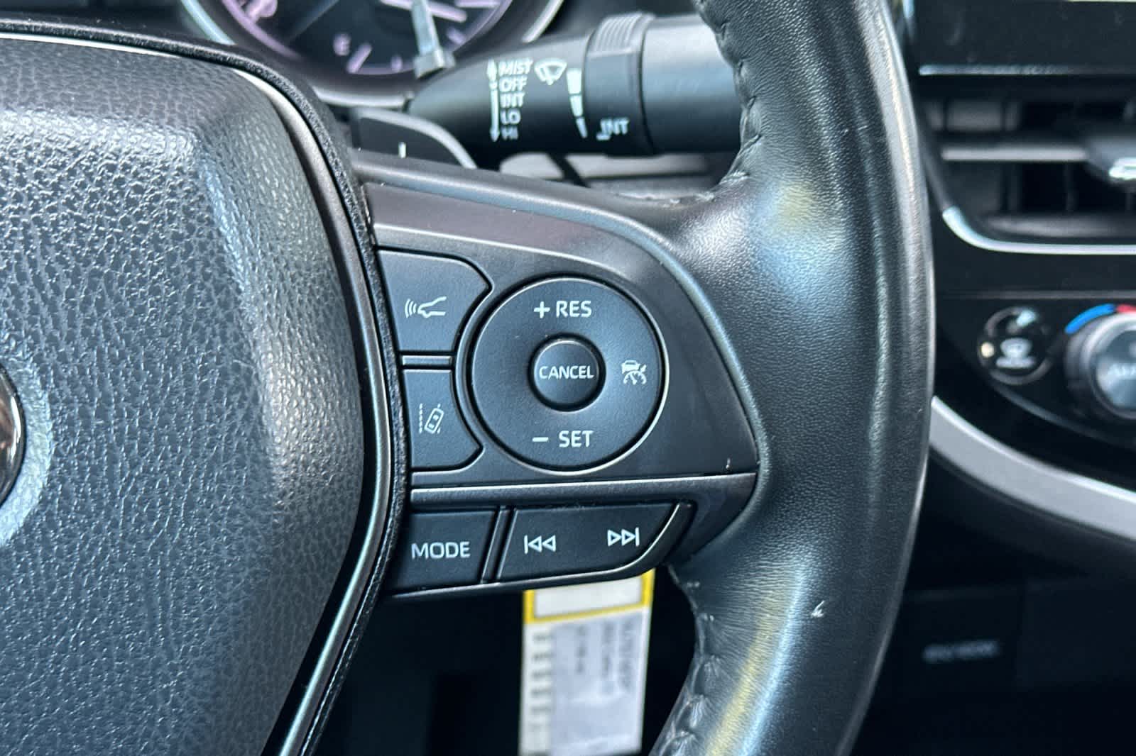 Thumbnail: 2022 Toyota Camry - 25