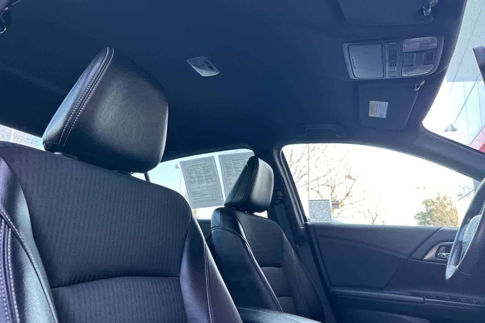 Thumbnail: 2016 Honda Accord - 16