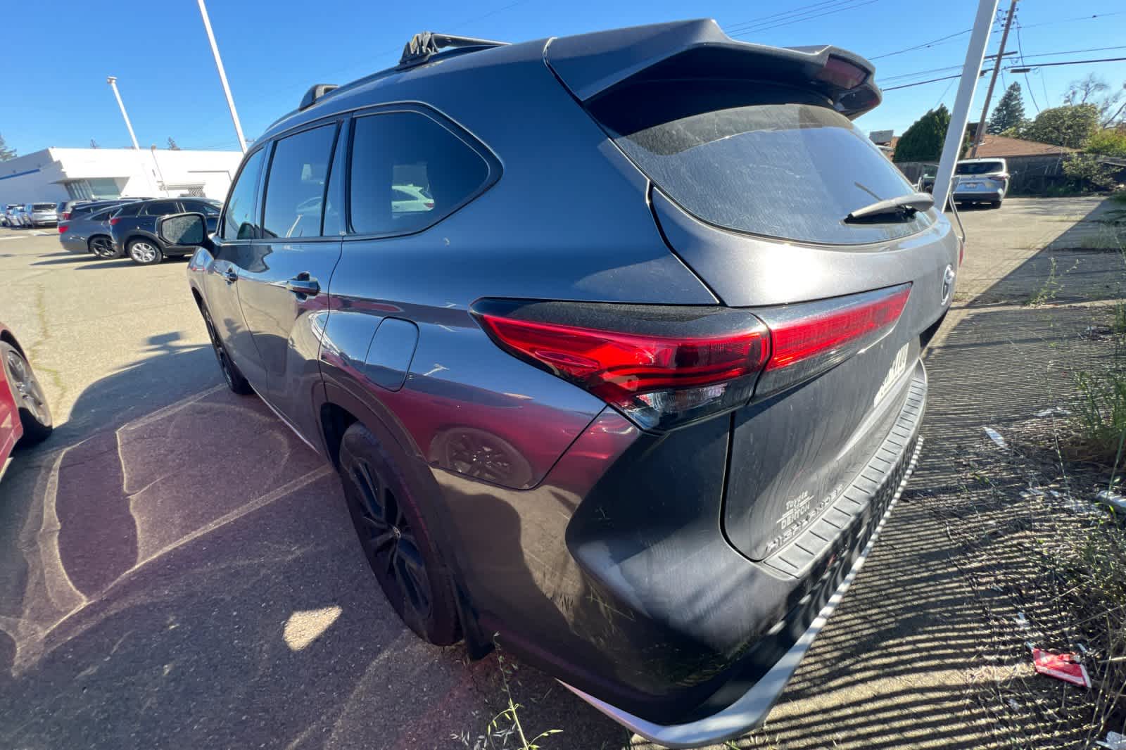 Thumbnail: 2023 Toyota Highlander - 4