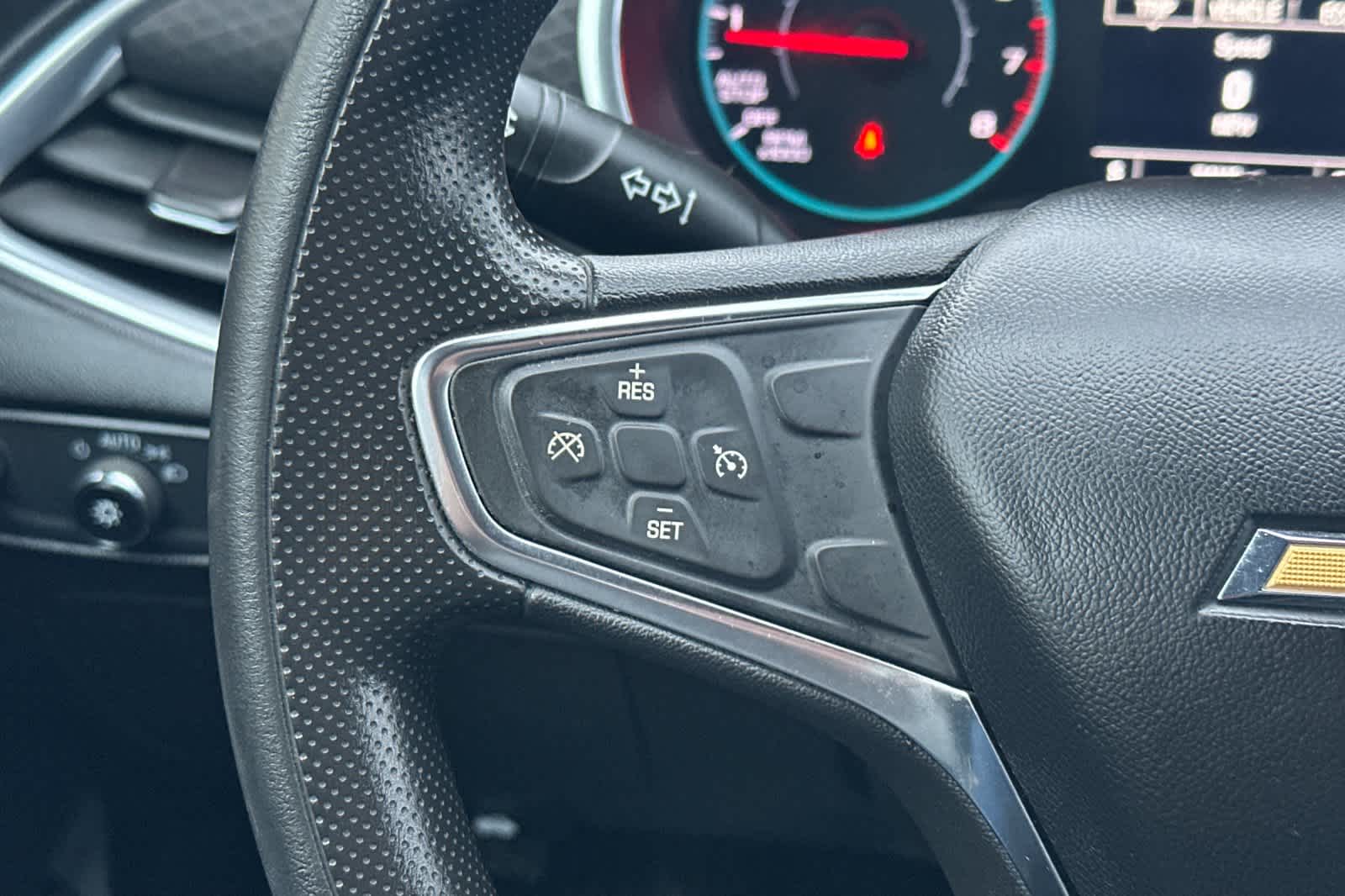 Thumbnail: 2021 Chevrolet Malibu - 25