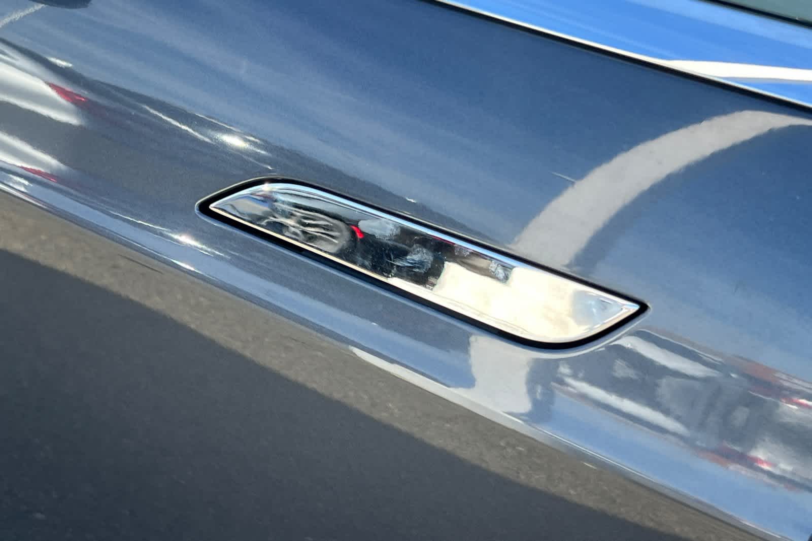 Thumbnail: 2015 Tesla Model S - 7