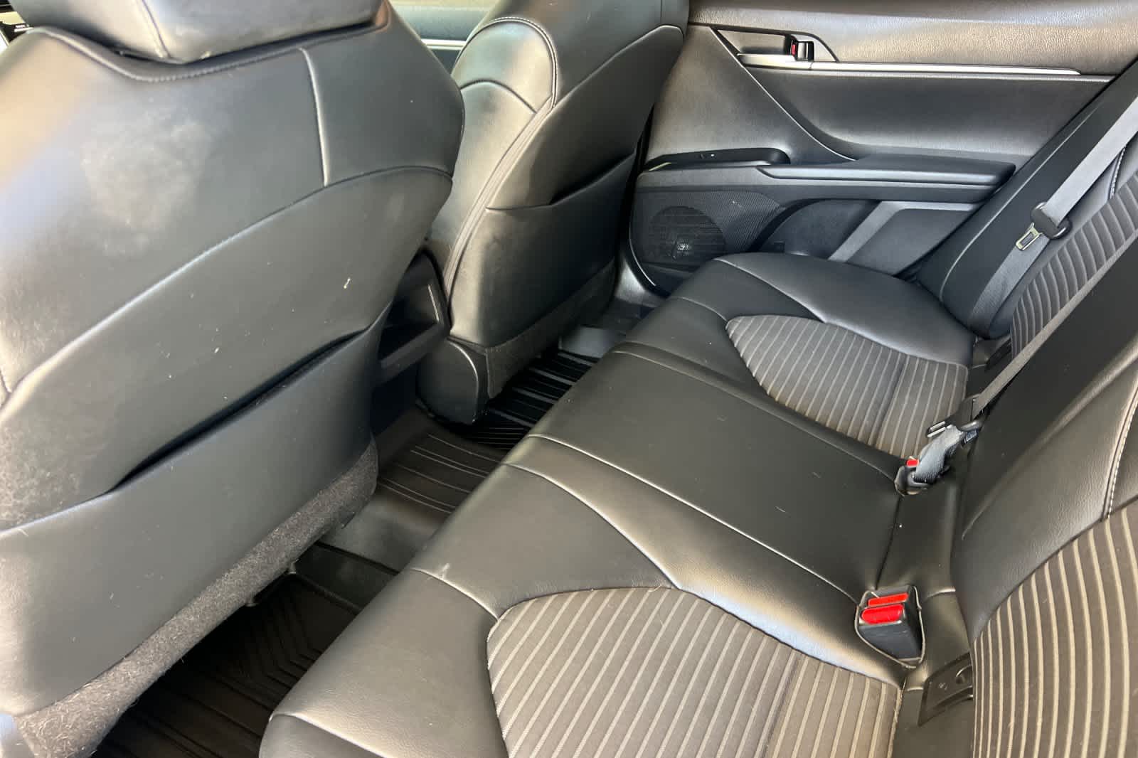 Thumbnail: 2020 Toyota Camry - 4