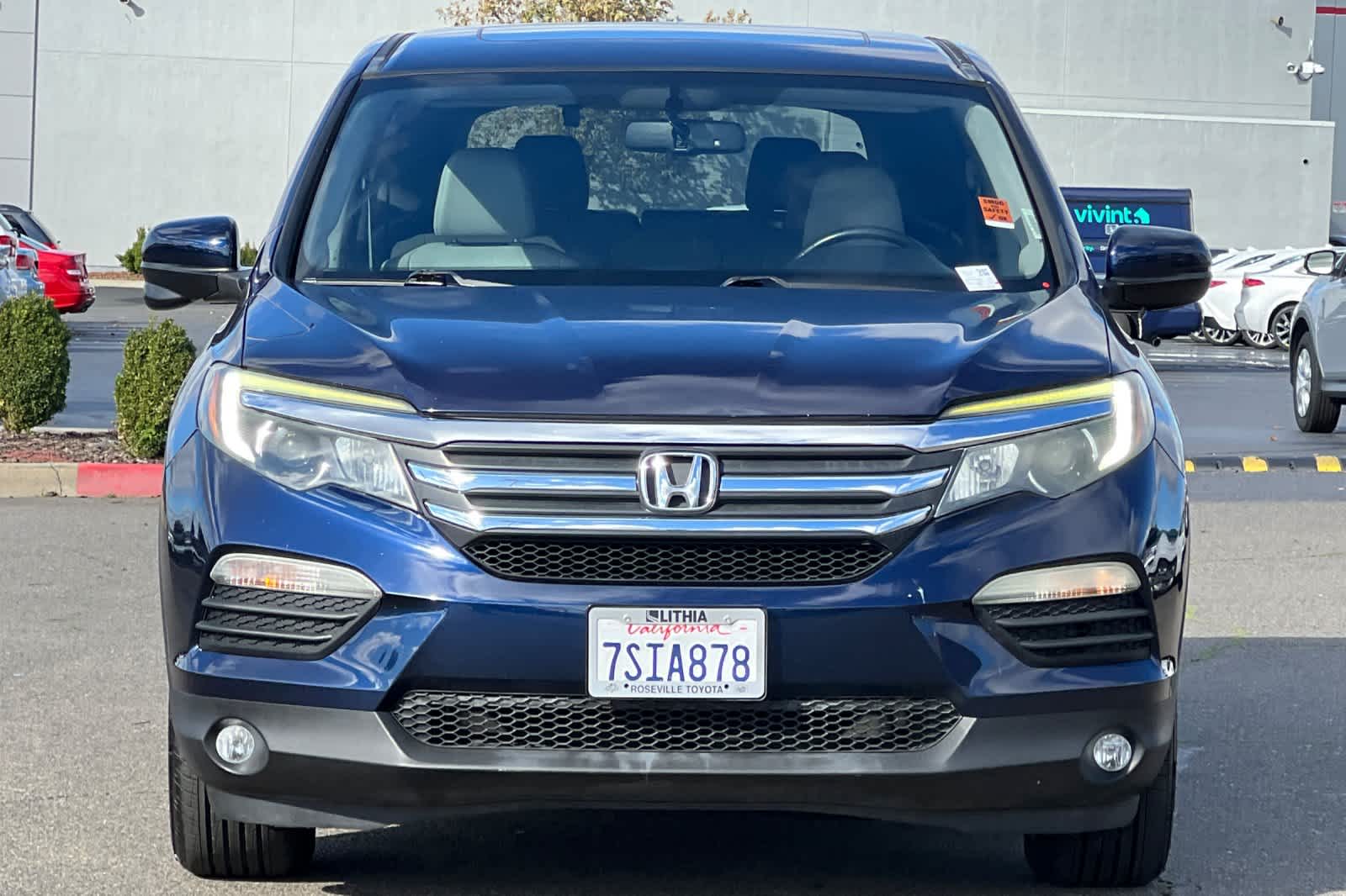 Thumbnail: 2016 Honda Pilot - 10