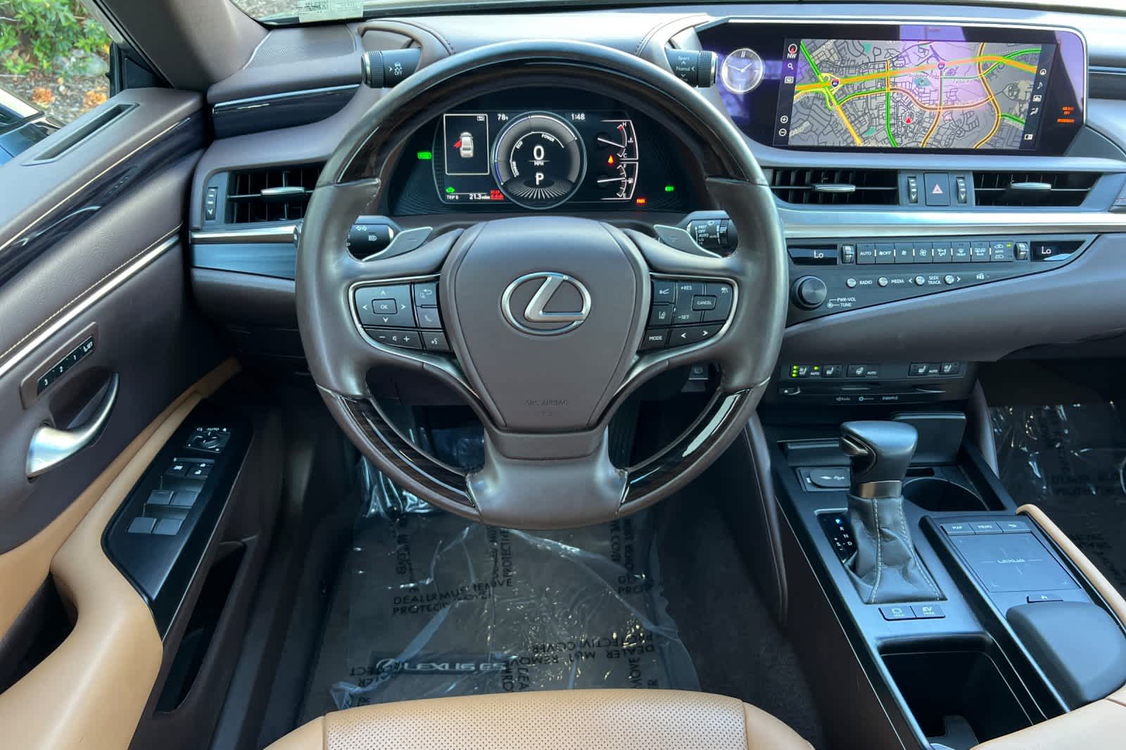 Thumbnail: 2020 Lexus ES - 15