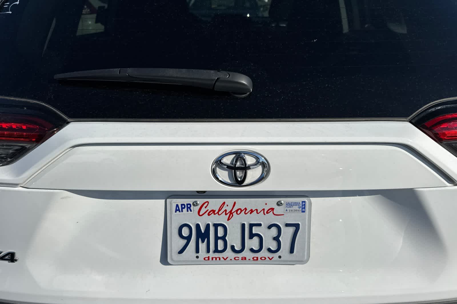 Thumbnail: 2024 Toyota RAV4 - 16