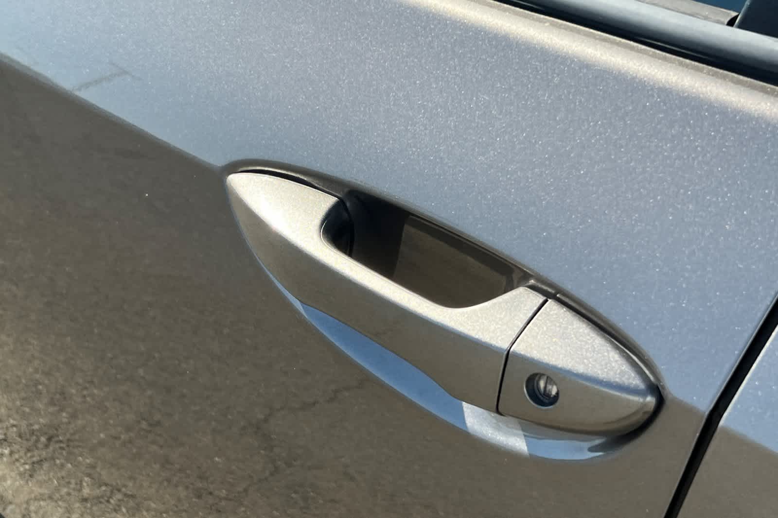 2018 Toyota Corolla L 17