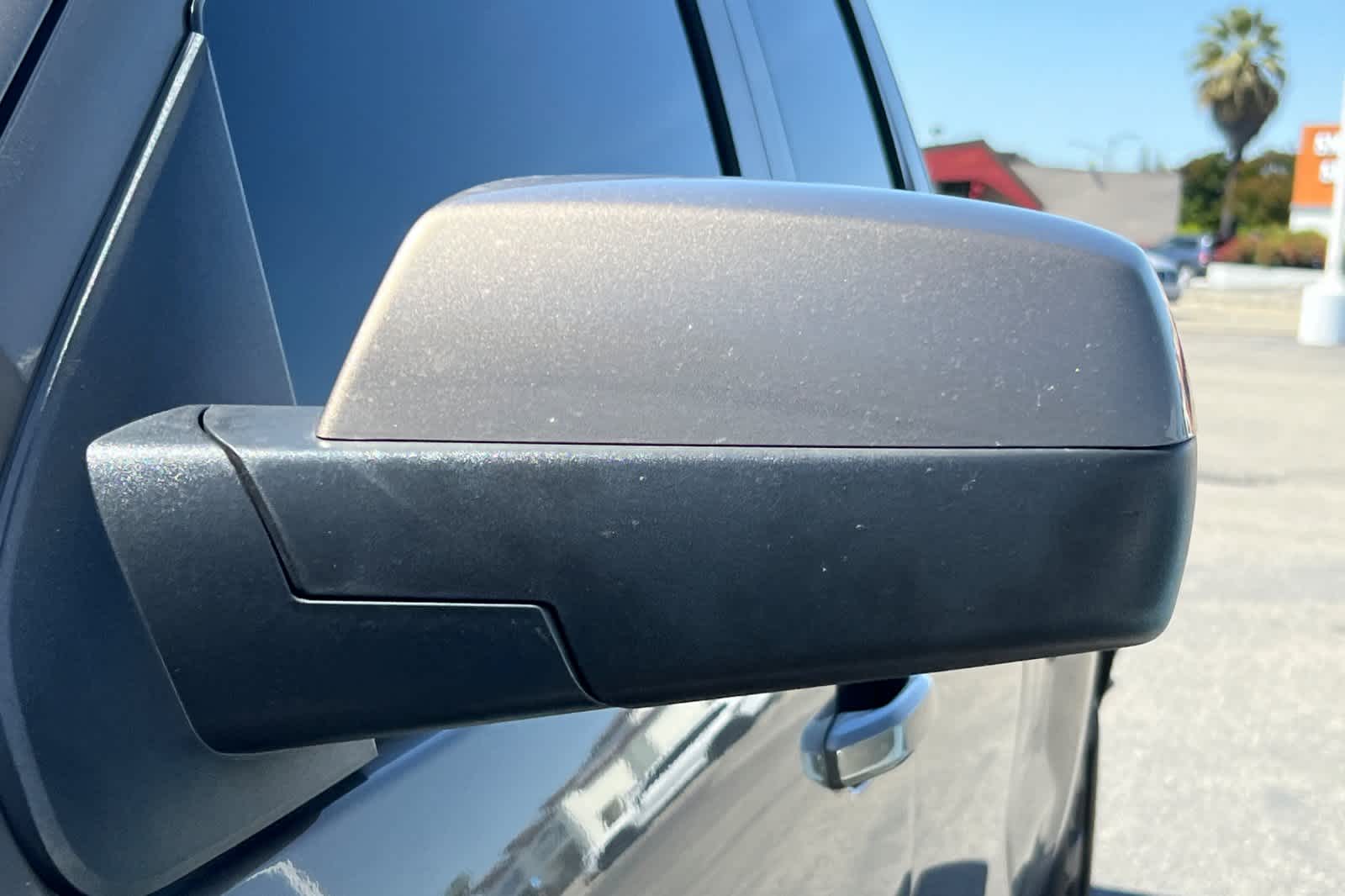 Thumbnail: 2015 Chevrolet Silverado 1500 - 9