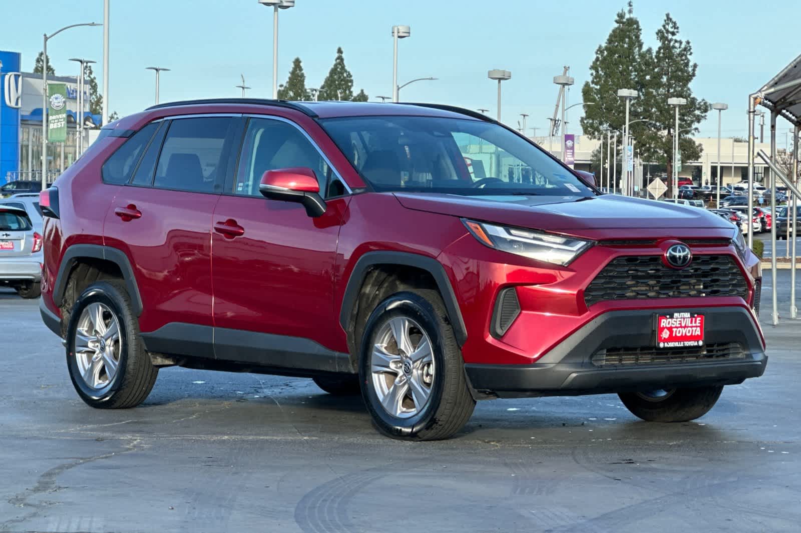Thumbnail: 2025 Toyota RAV4 - 5