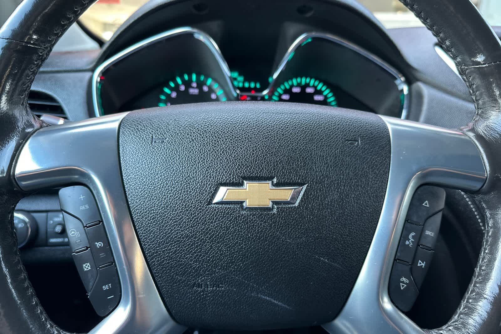 Thumbnail: 2013 Chevrolet Traverse - 25