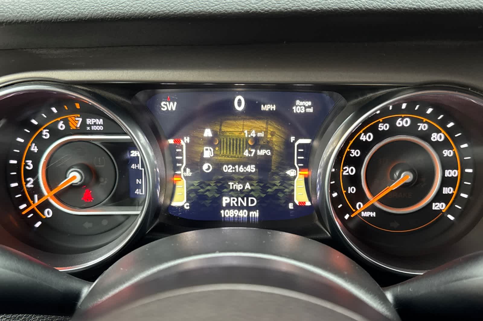 Thumbnail: 2019 Jeep Wrangler - 27