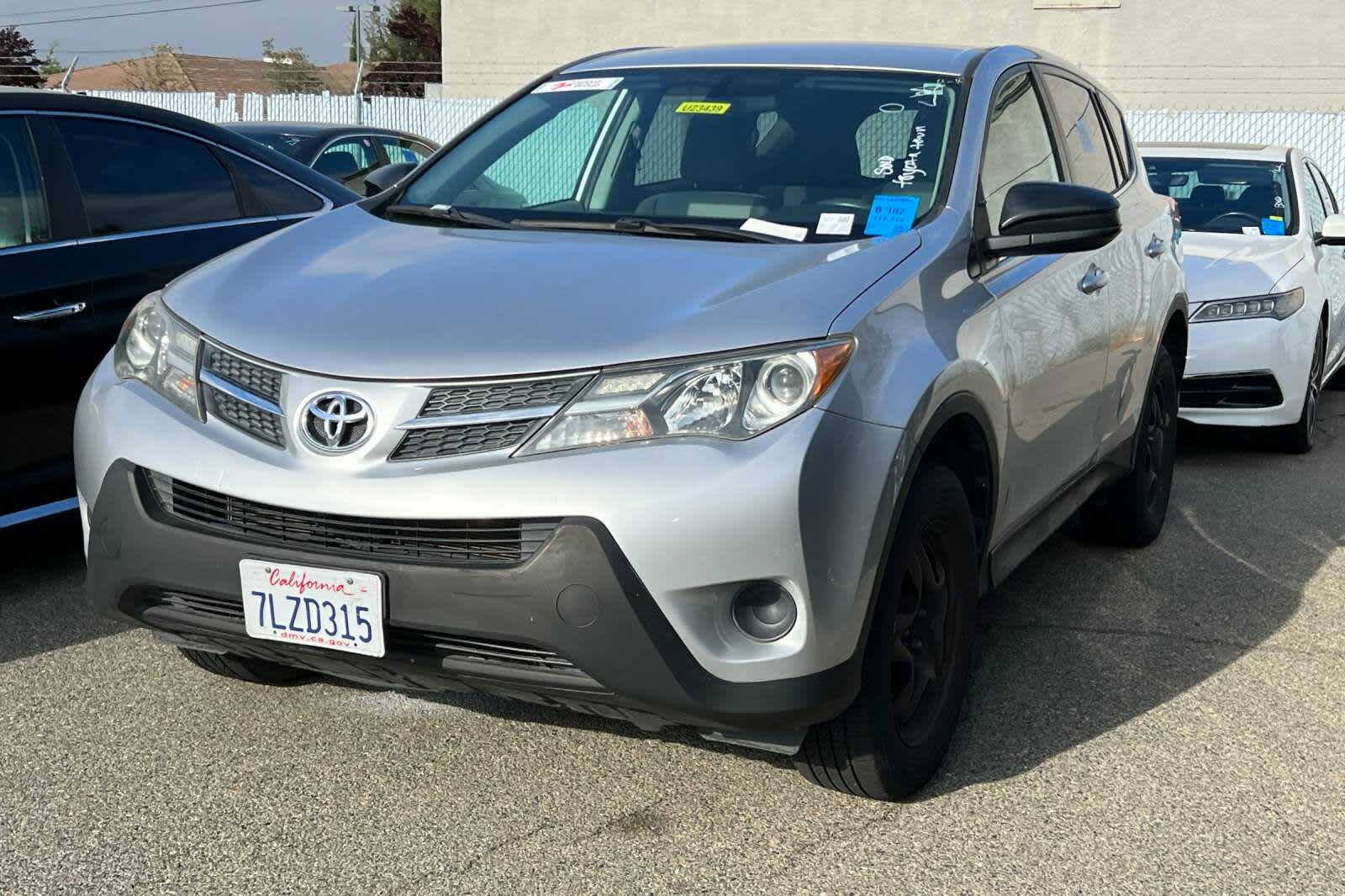 2013 Toyota RAV4 LE 2