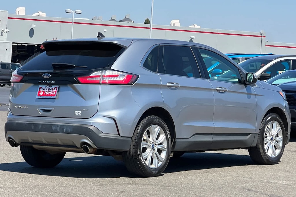 Used 2022 Ford Edge Titanium SUV