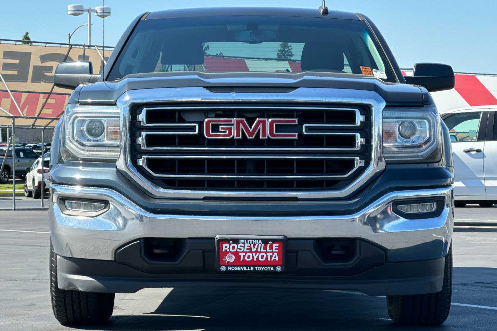 2017 GMC Sierra 1500 SLE 10