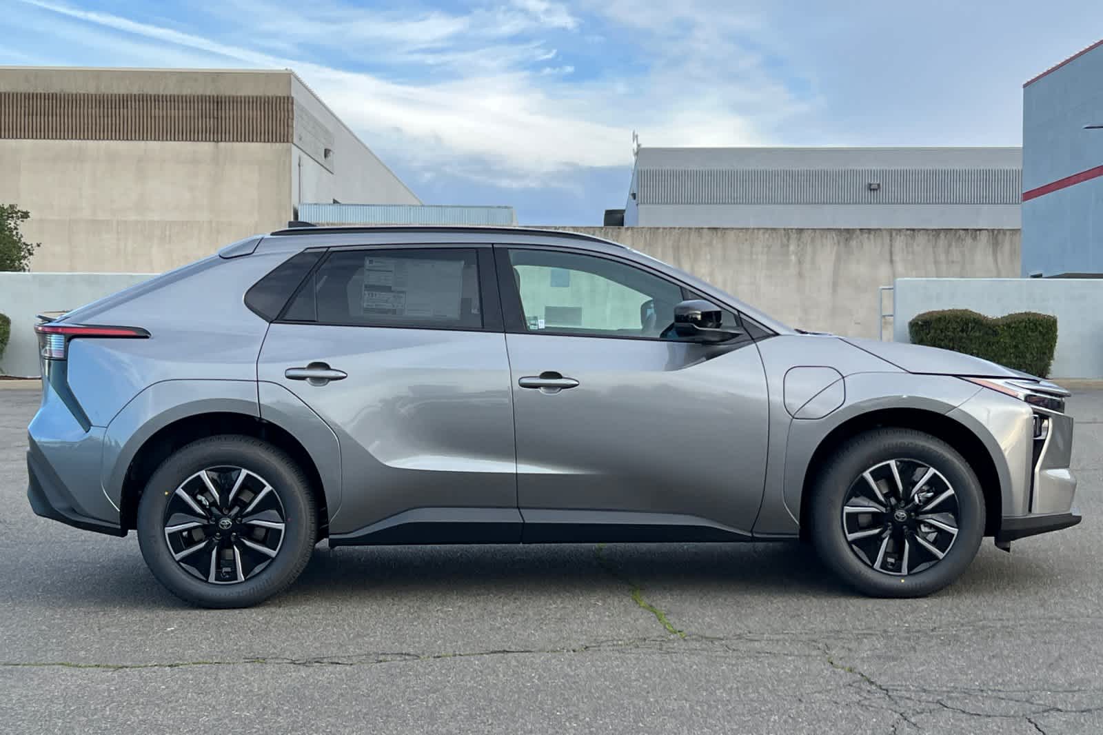 Thumbnail: 2026 Toyota bZ - 8