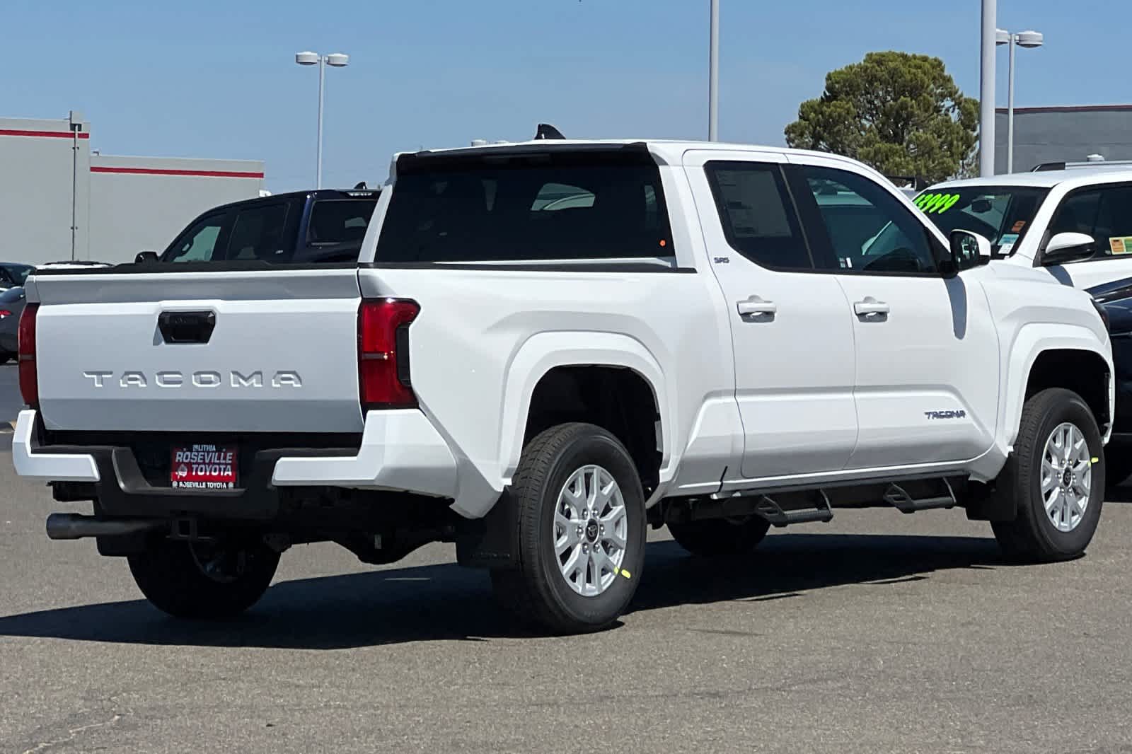 Thumbnail: 2025 Toyota Tacoma - 2