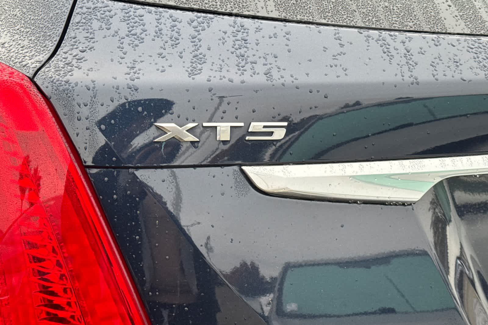 Thumbnail: 2017 Cadillac XT5 - 7