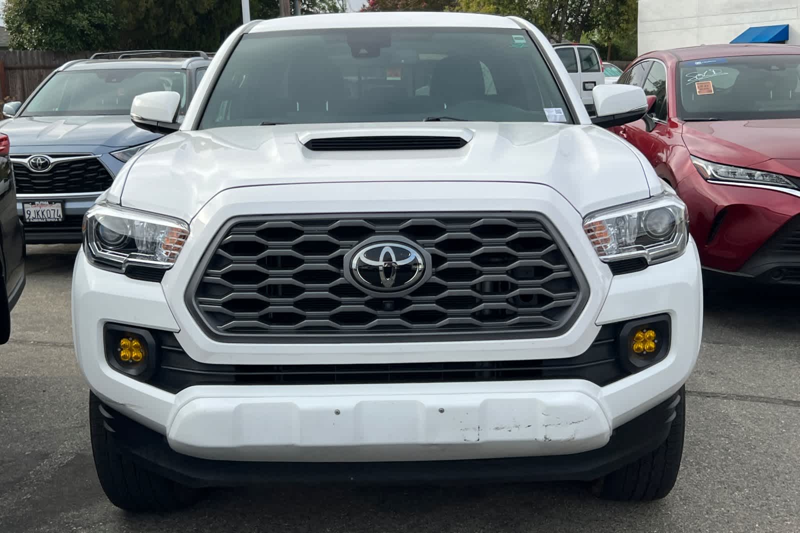 Thumbnail: 2023 Toyota Tacoma - 6