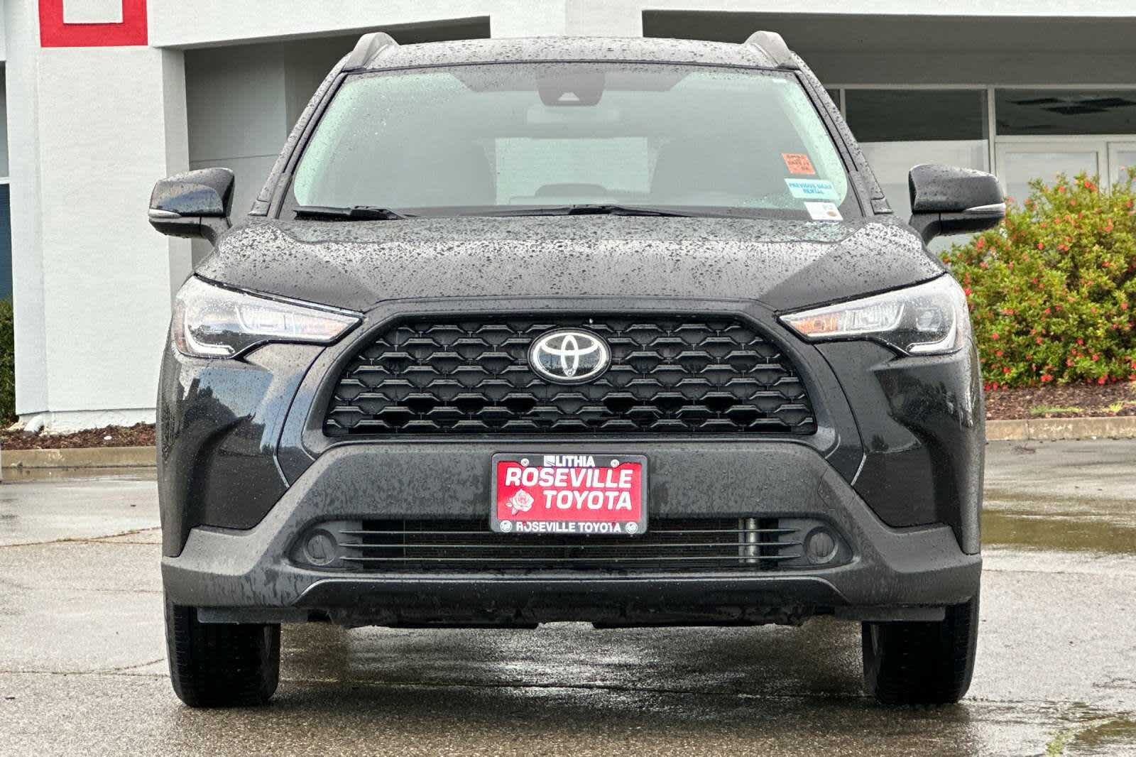 Thumbnail: 2022 Toyota Corolla Cross - 10