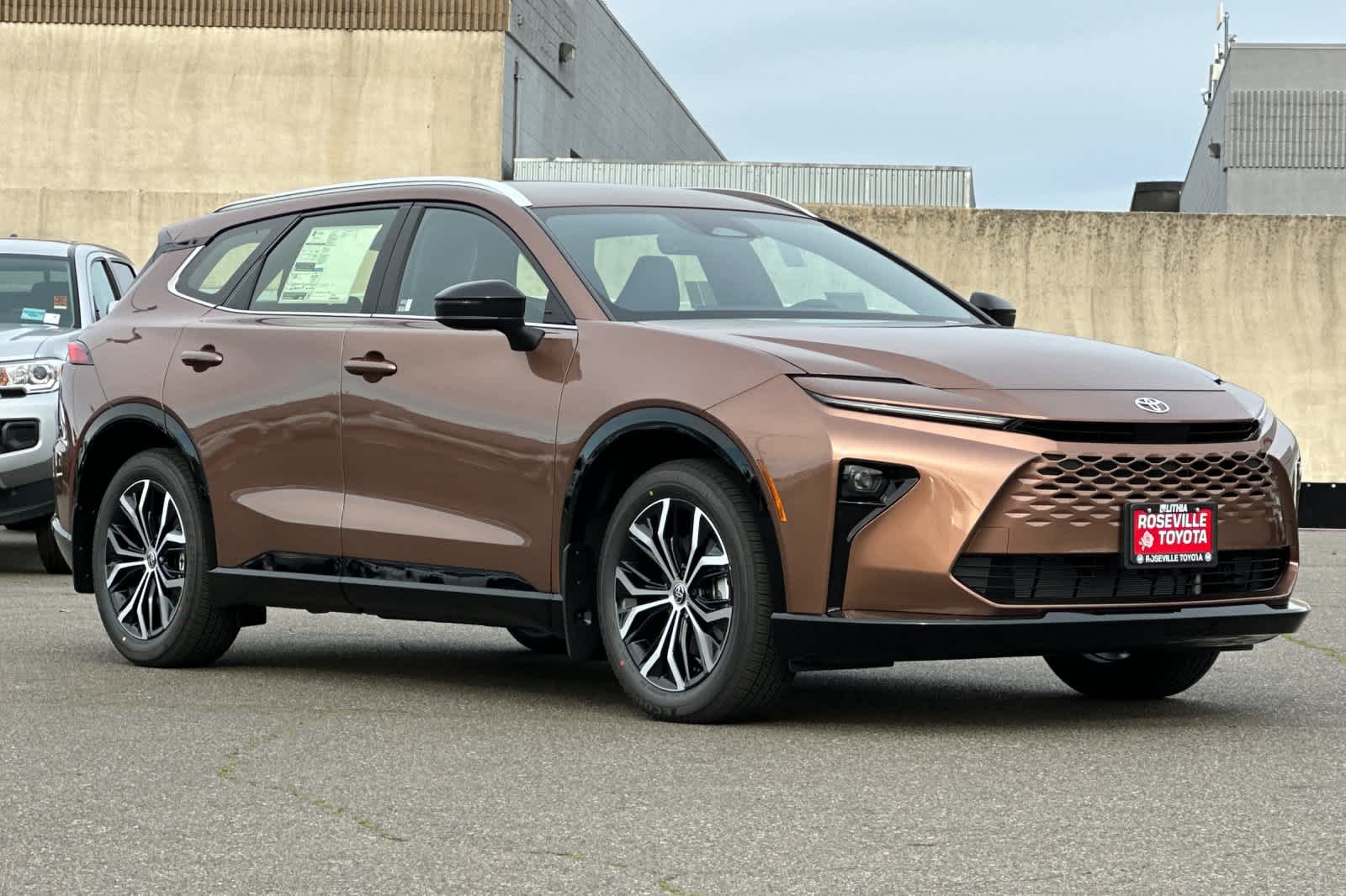 Thumbnail: 2025 Toyota Crown Signia - 9