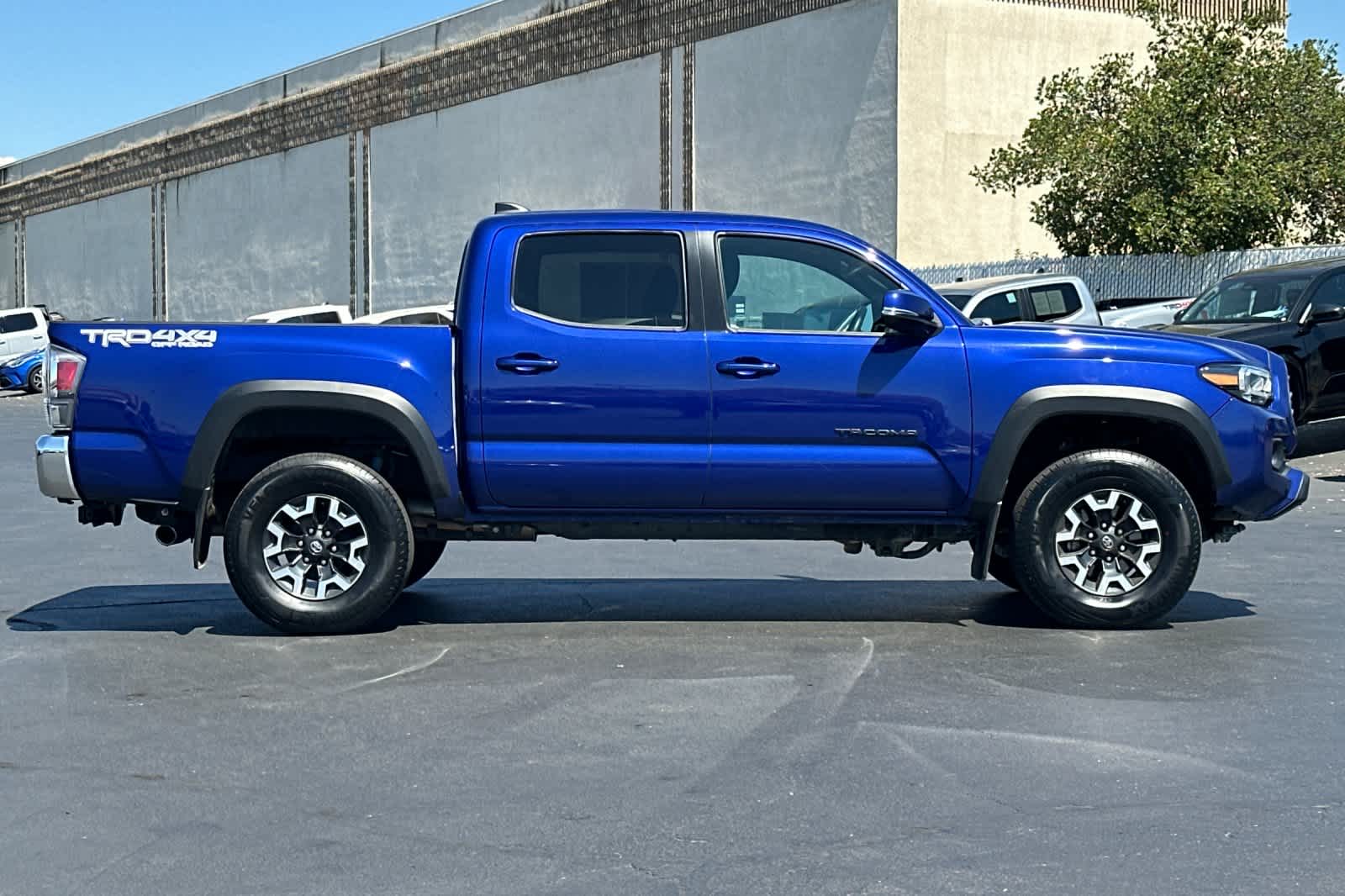 Thumbnail: 2023 Toyota Tacoma - 6