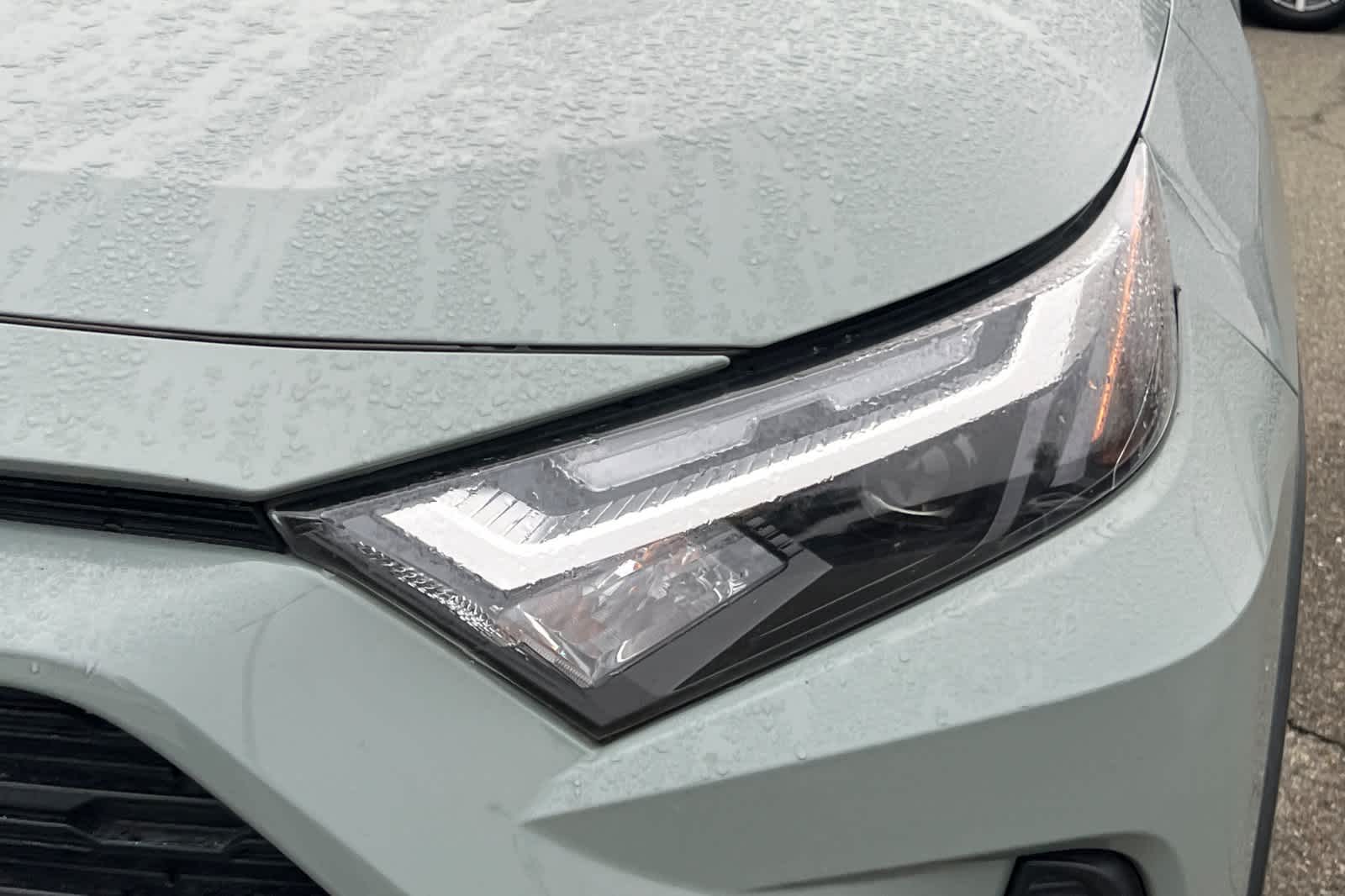 Thumbnail: 2022 Toyota RAV4 - 11