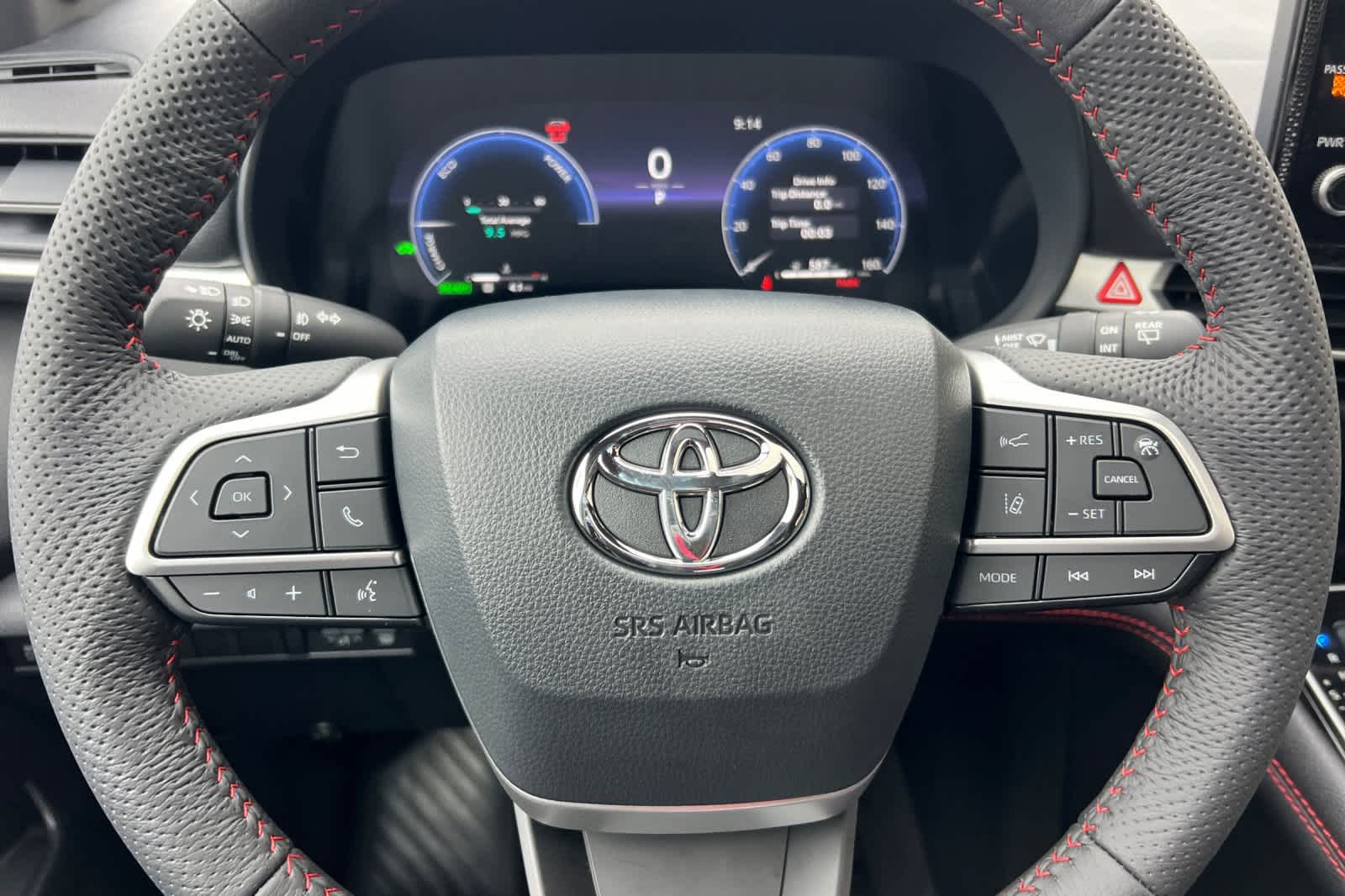 Thumbnail: 2026 Toyota Sienna - 25