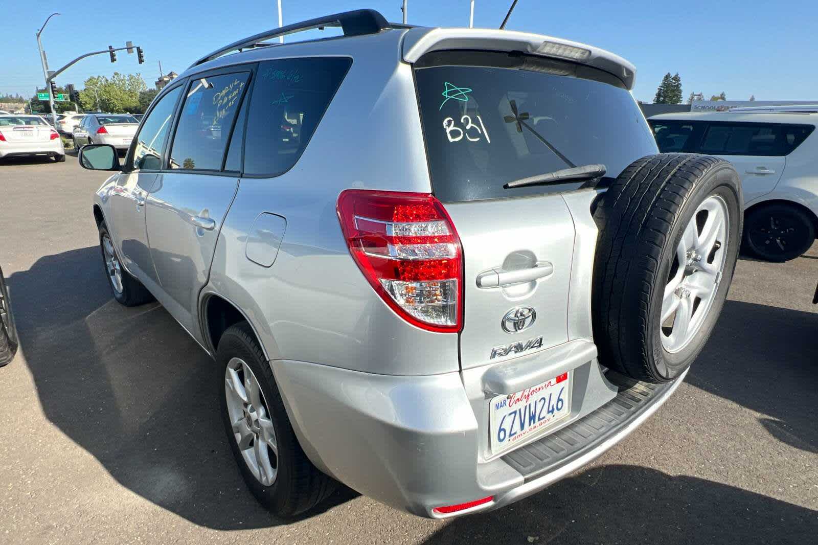 2012 Toyota RAV4 Base 4