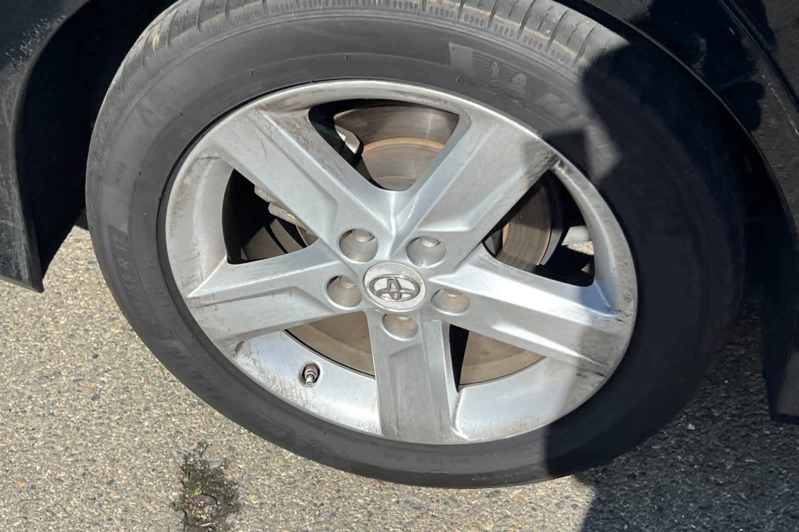 Thumbnail: 2012 Toyota Camry - 14