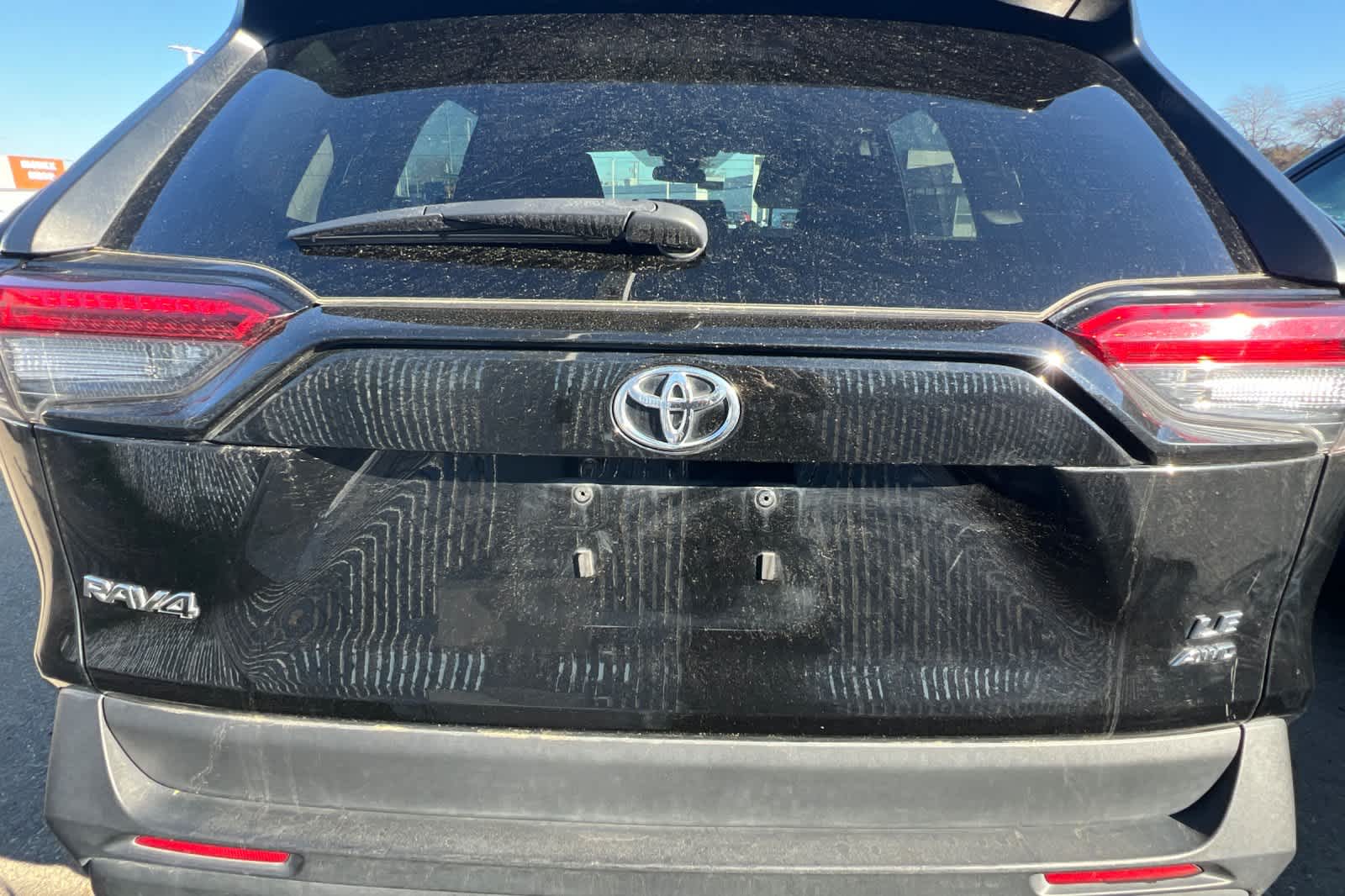 Thumbnail: 2024 Toyota RAV4 - 15