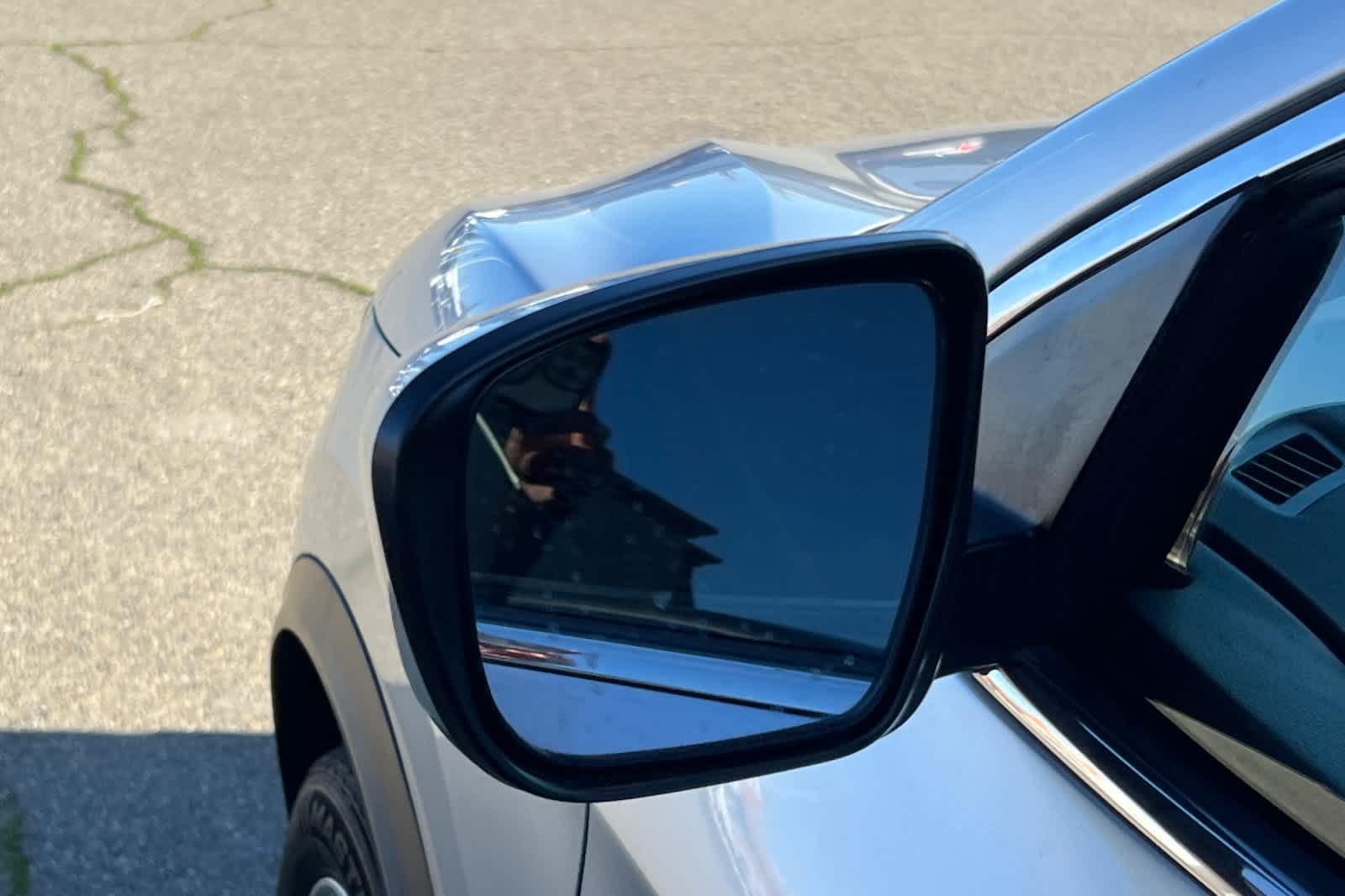 Thumbnail: 2021 Nissan Rogue Sport - 19