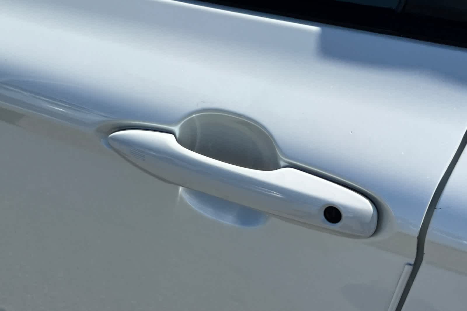 Thumbnail: 2020 Toyota Camry - 7