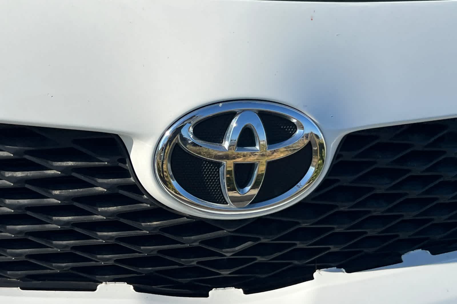 Thumbnail: 2010 Toyota Corolla - 10