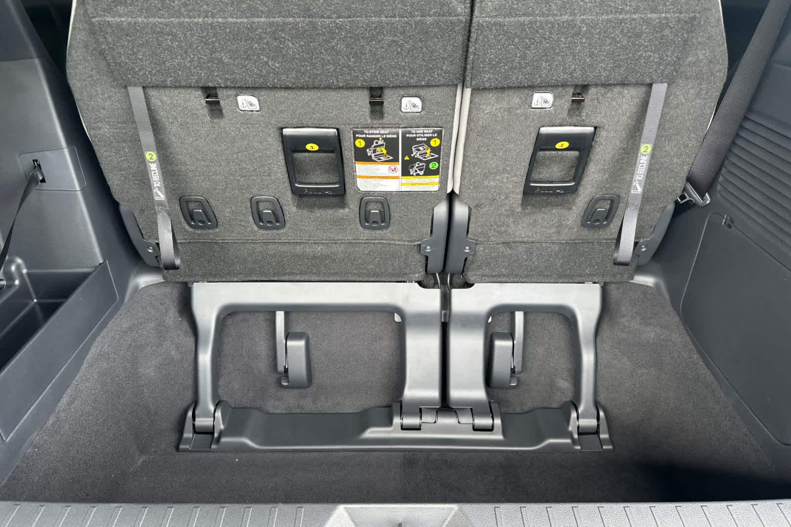 Thumbnail: 2026 Toyota Sienna - 17