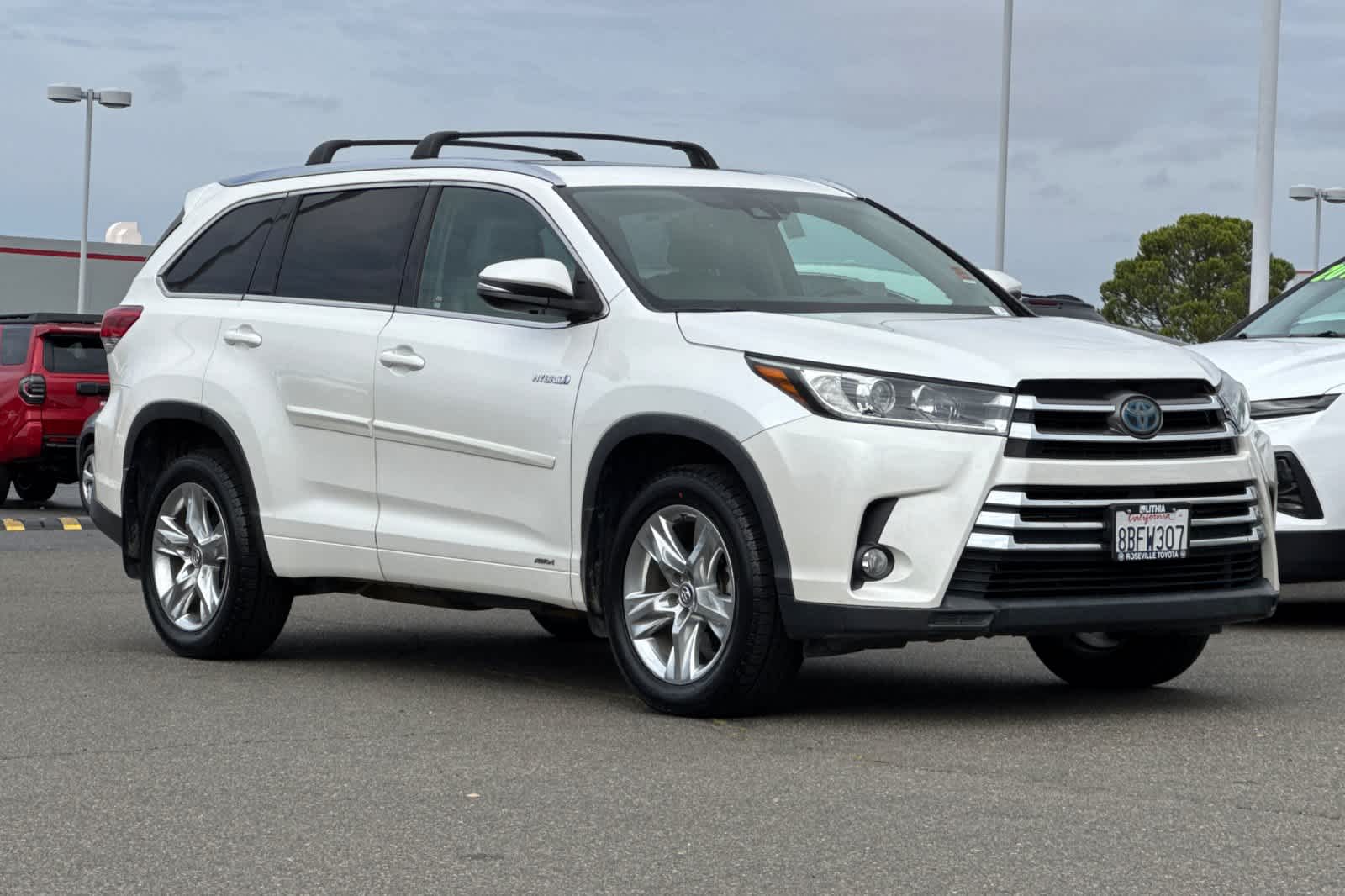 Thumbnail: 2018 Toyota Highlander - 5