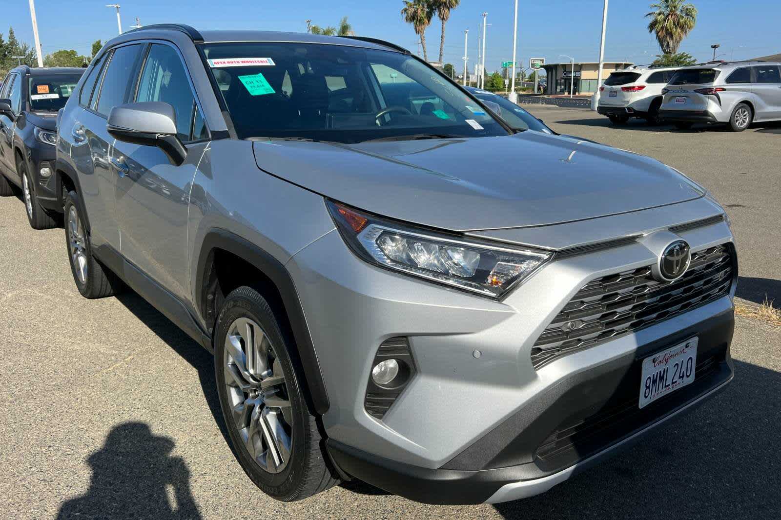 2019 Toyota RAV4 Limited 3