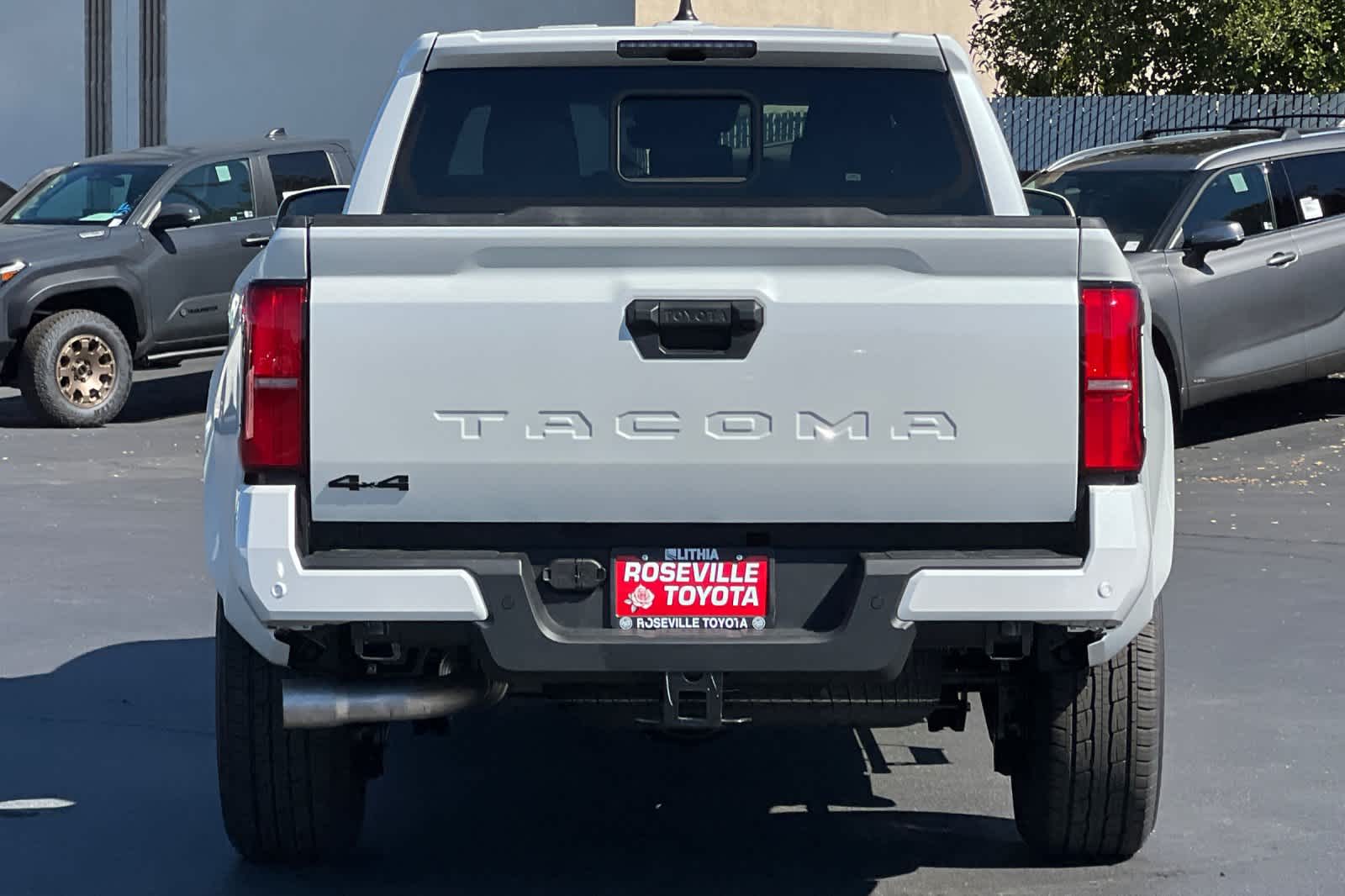 Thumbnail: 2025 Toyota Tacoma - 7