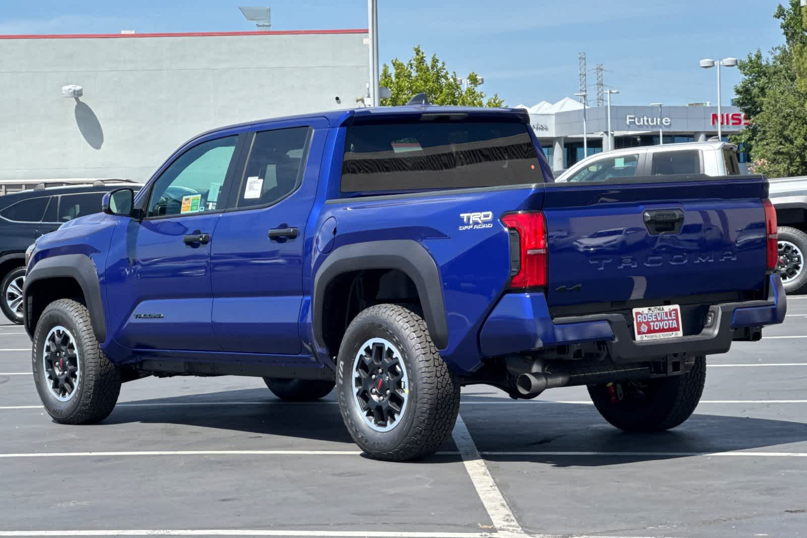 2025 Toyota Tacoma TRD Off-Road 6