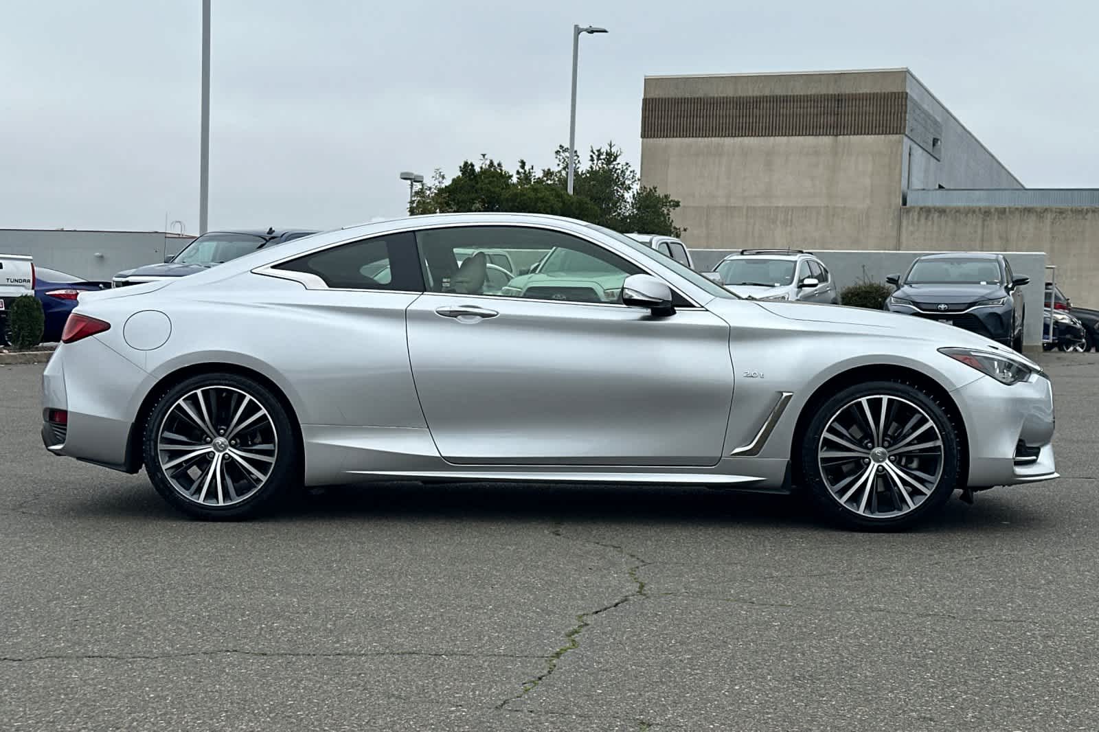 Thumbnail: 2017 INFINITI Q60 - 6