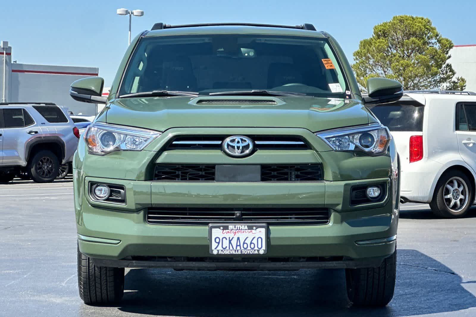 Thumbnail: 2022 Toyota 4Runner - 10